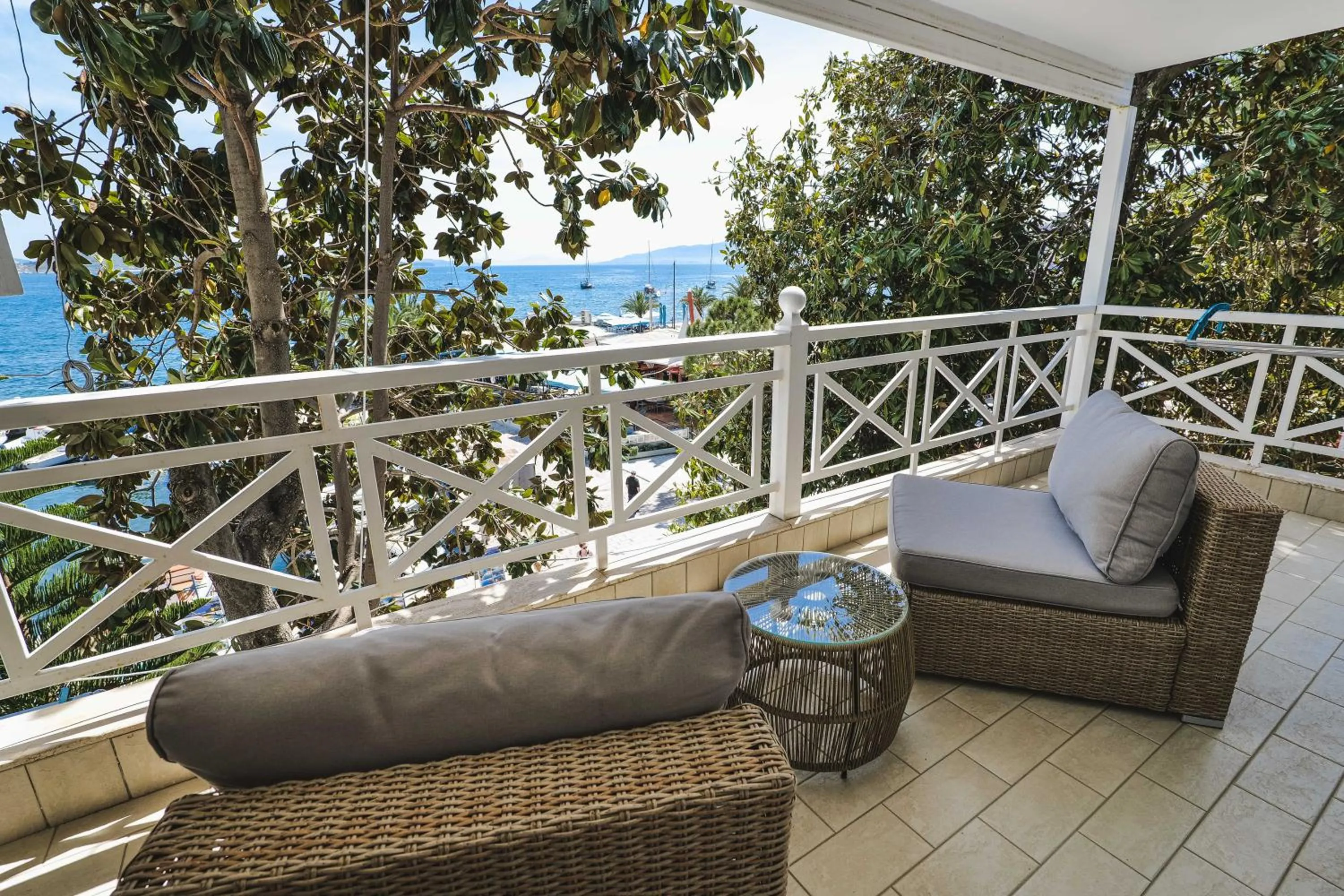 Balcony/Terrace in Porto Eda Hotel
