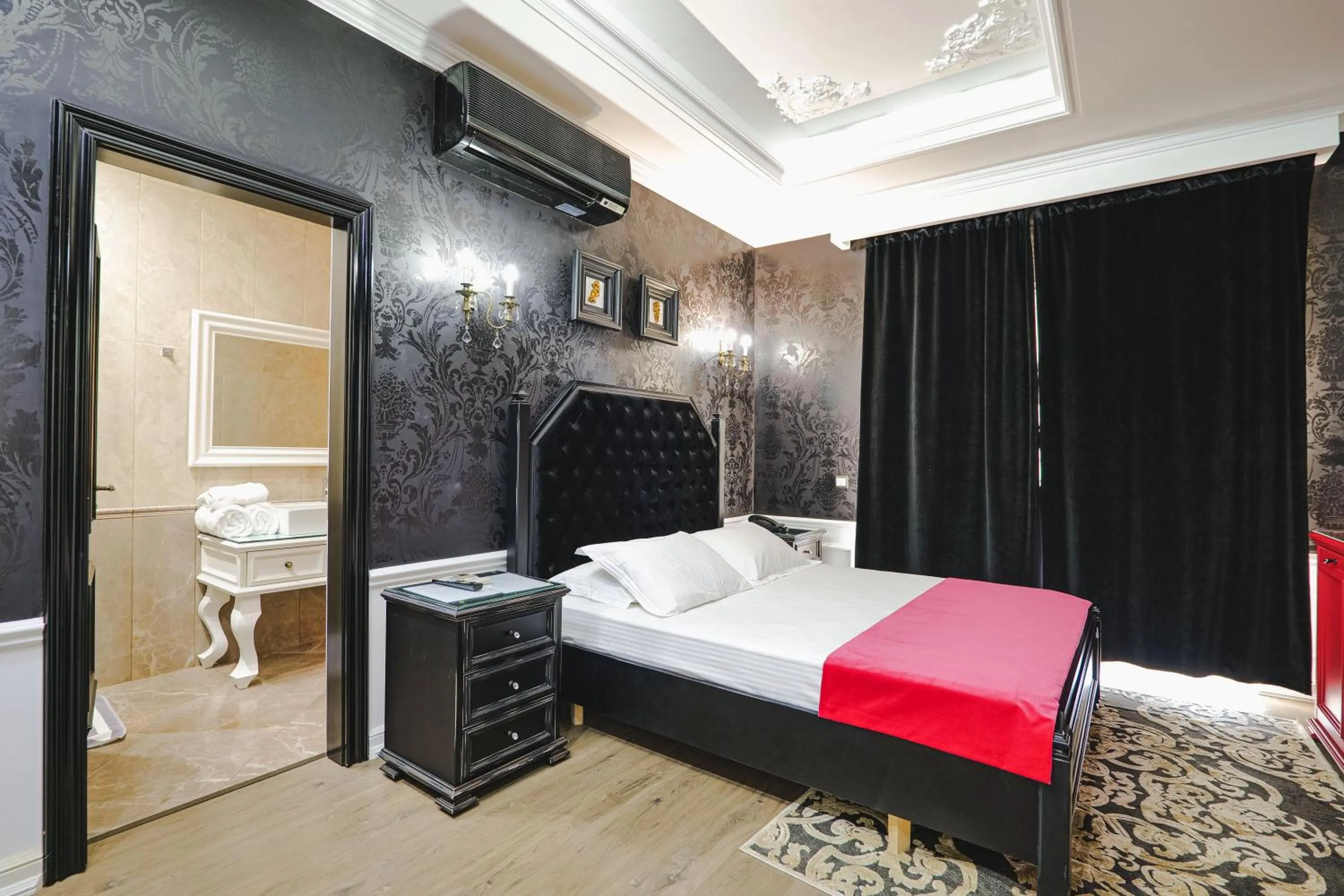 Bedroom, Bed in Porto Eda Hotel