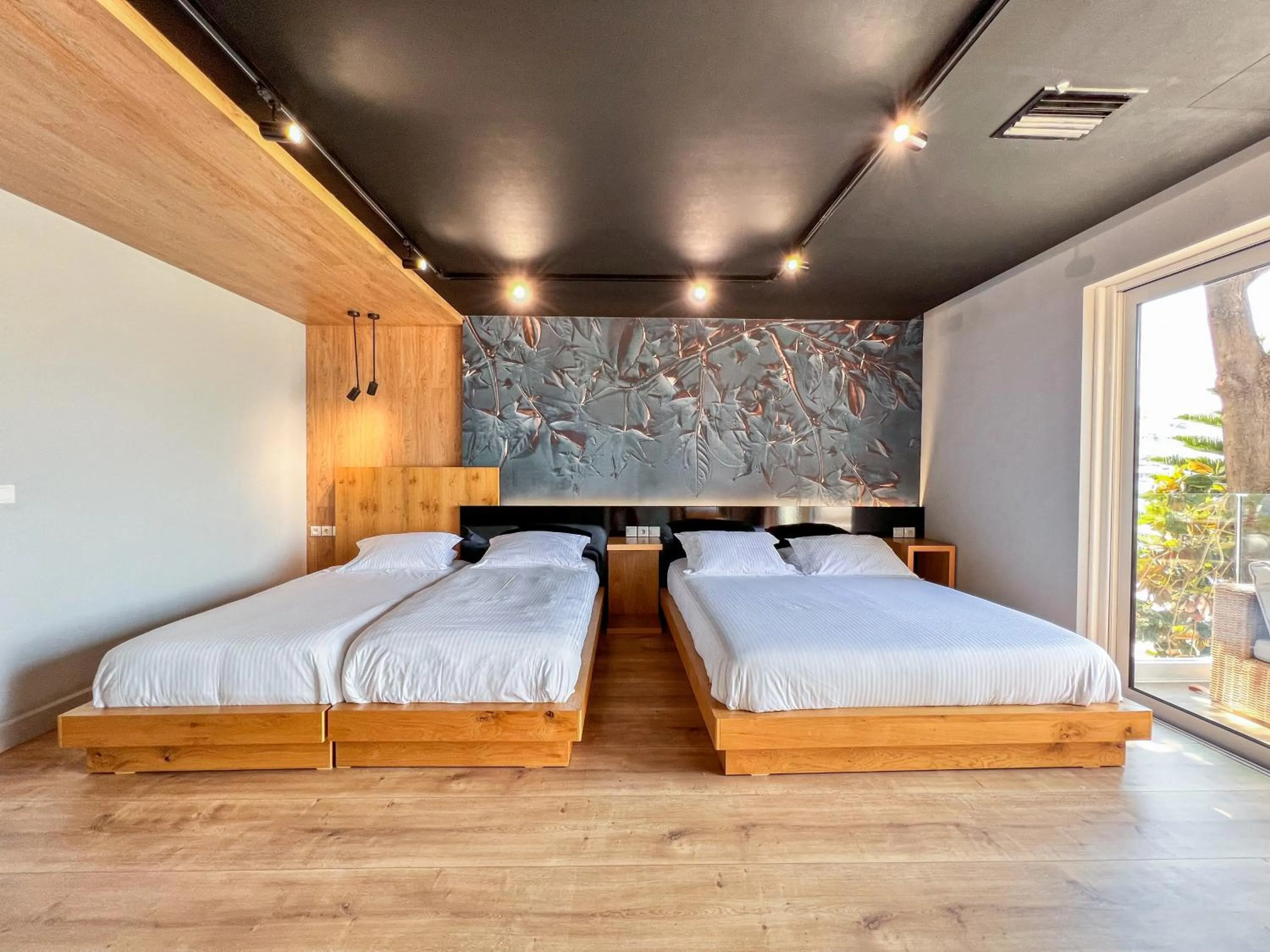 Photo of the whole room, Bed in Porto Eda Hotel