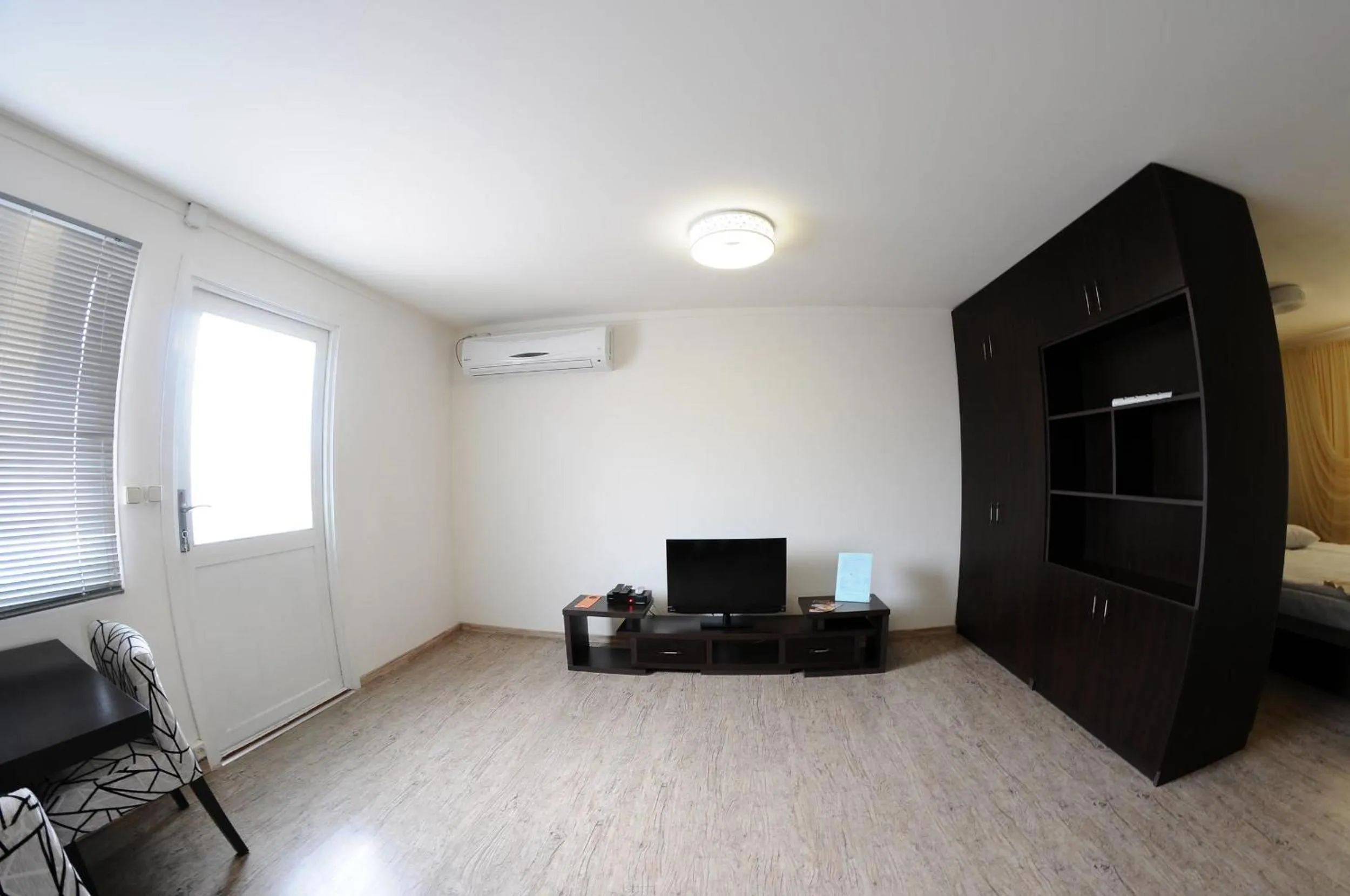 TV and multimedia in Cross Resort Hotel