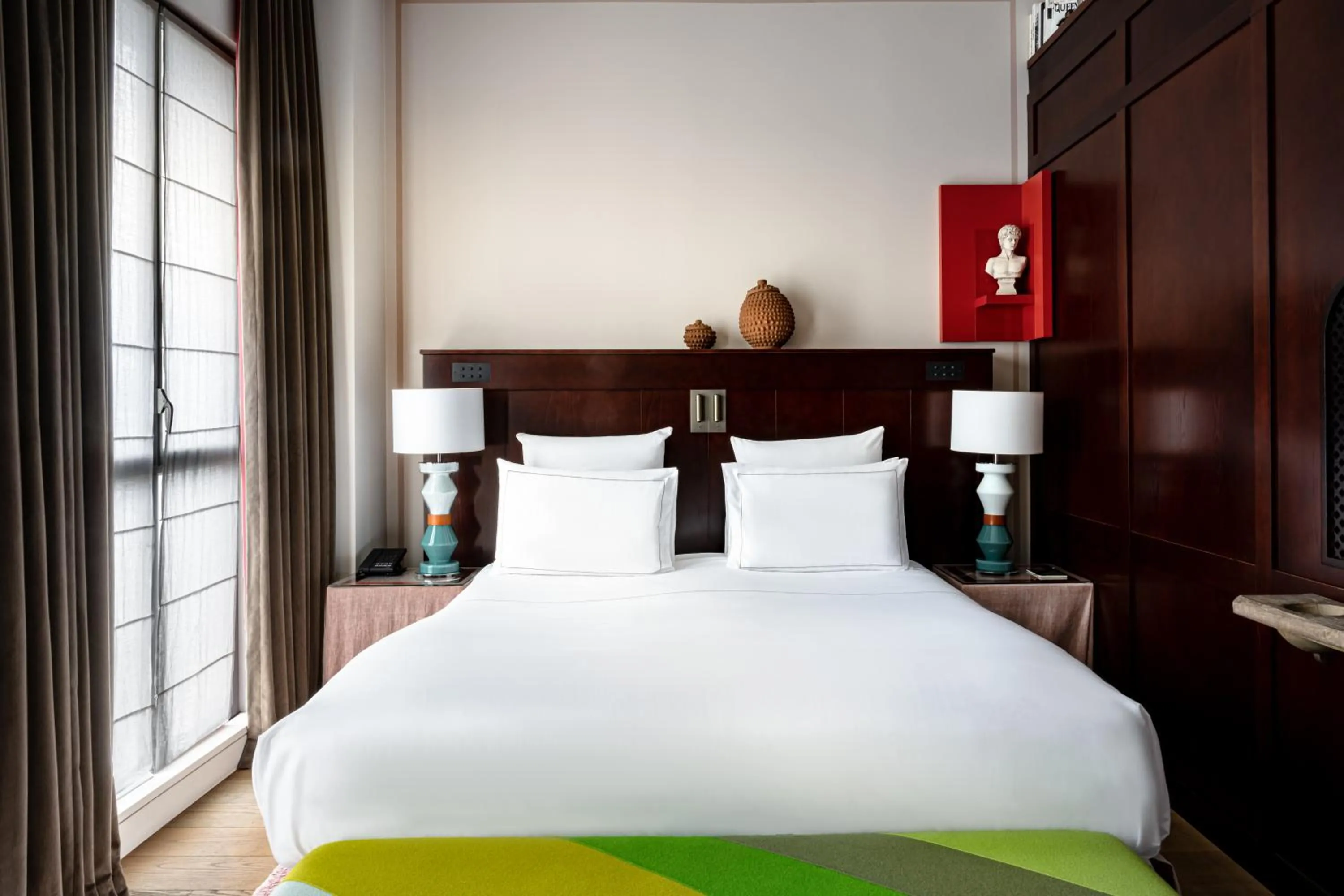 Bedroom, Bed in Experimental Marais