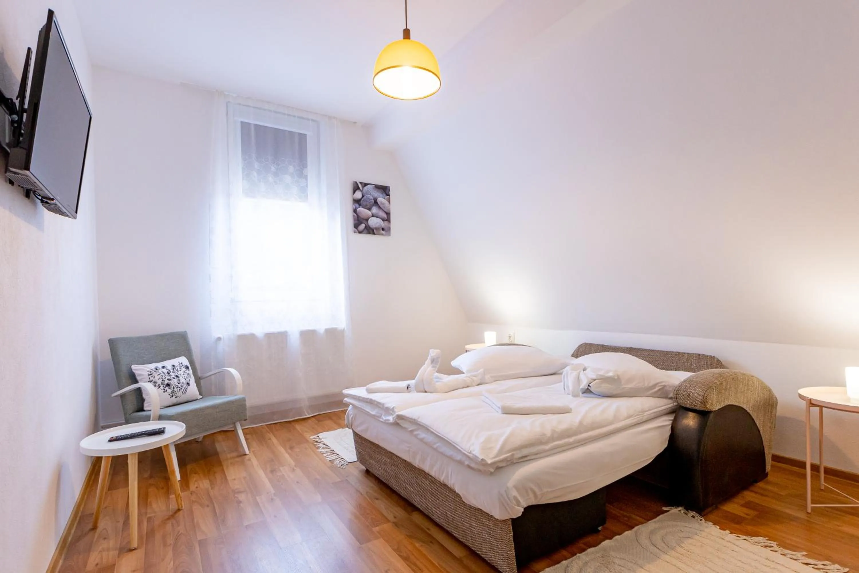 Bedroom, Bed in Pensiunea Joker