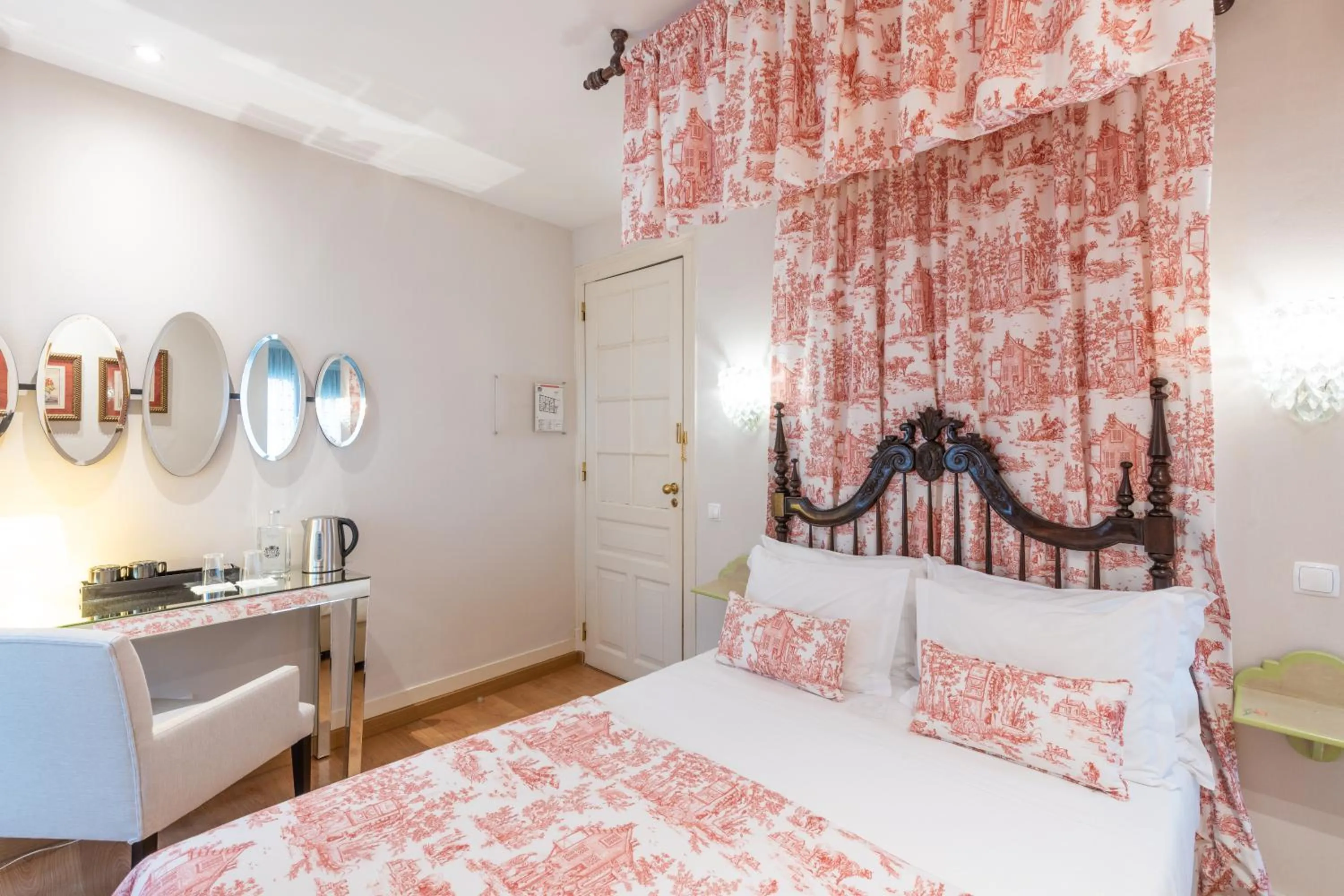 Bedroom, Bed in Casa de Sao Mamede Hotel