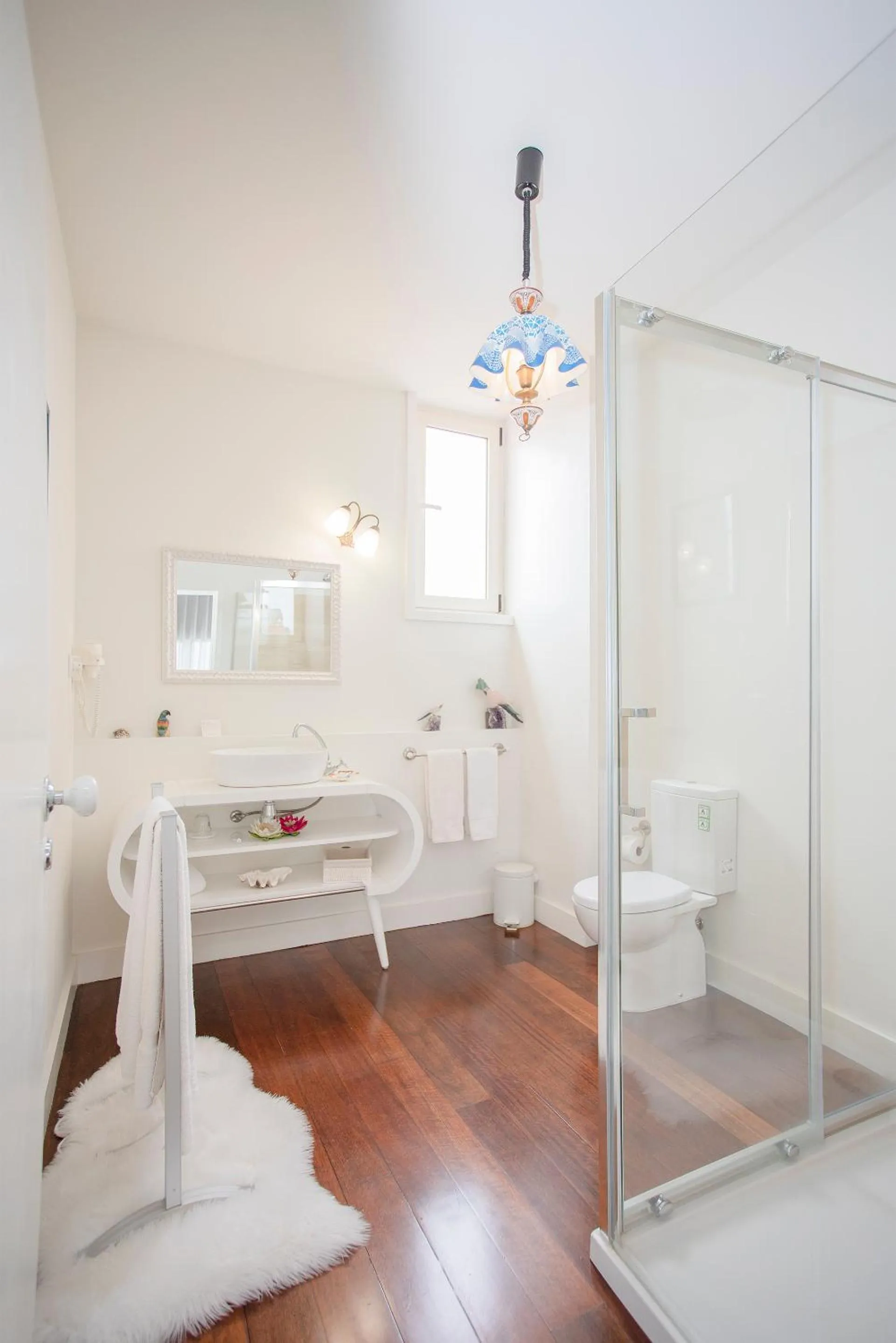 Bathroom, Bed in Palace Museum & National Monument - Espaço Palmeiras