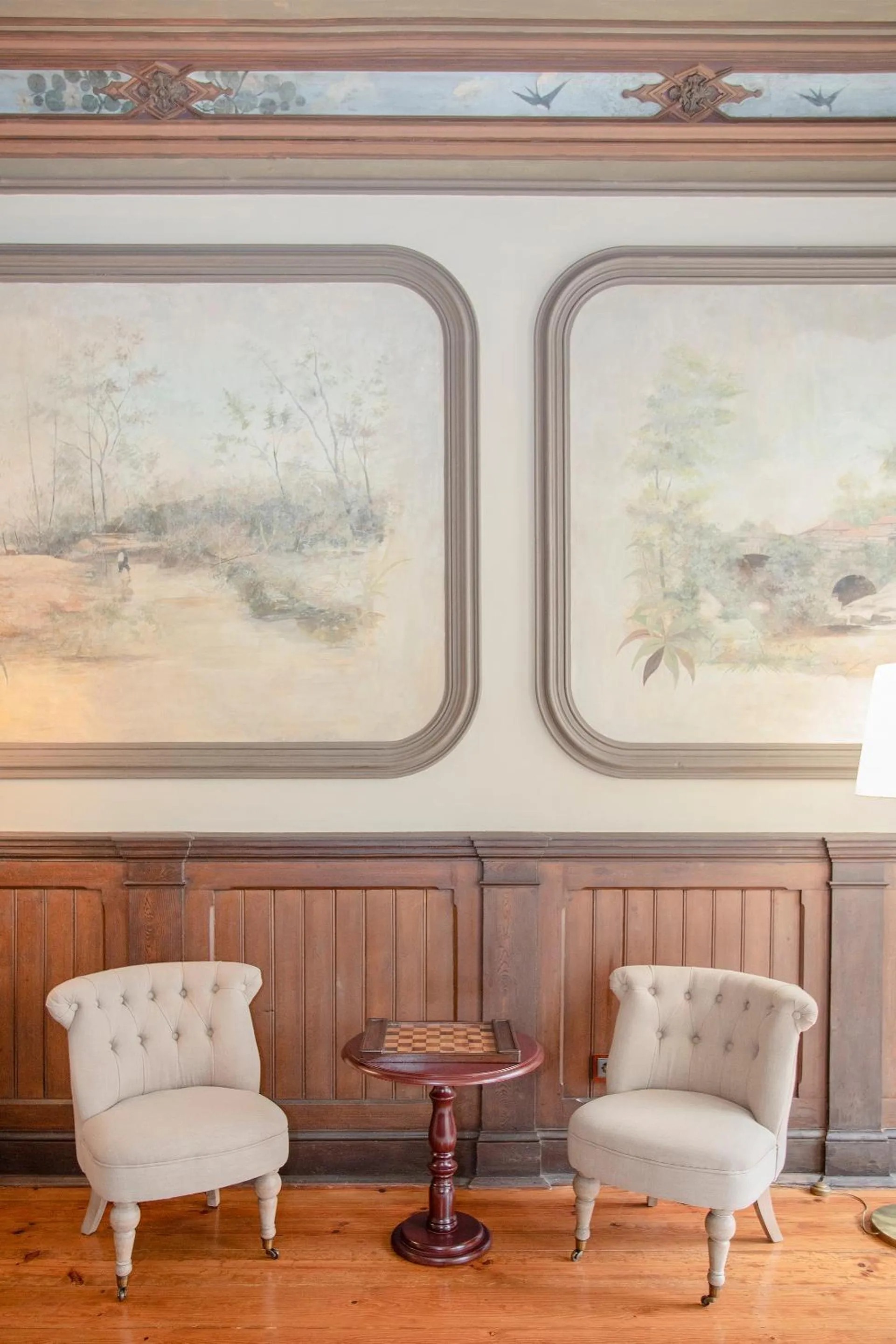 Area and facilities in Palace Museum & National Monument - Espaço Palmeiras