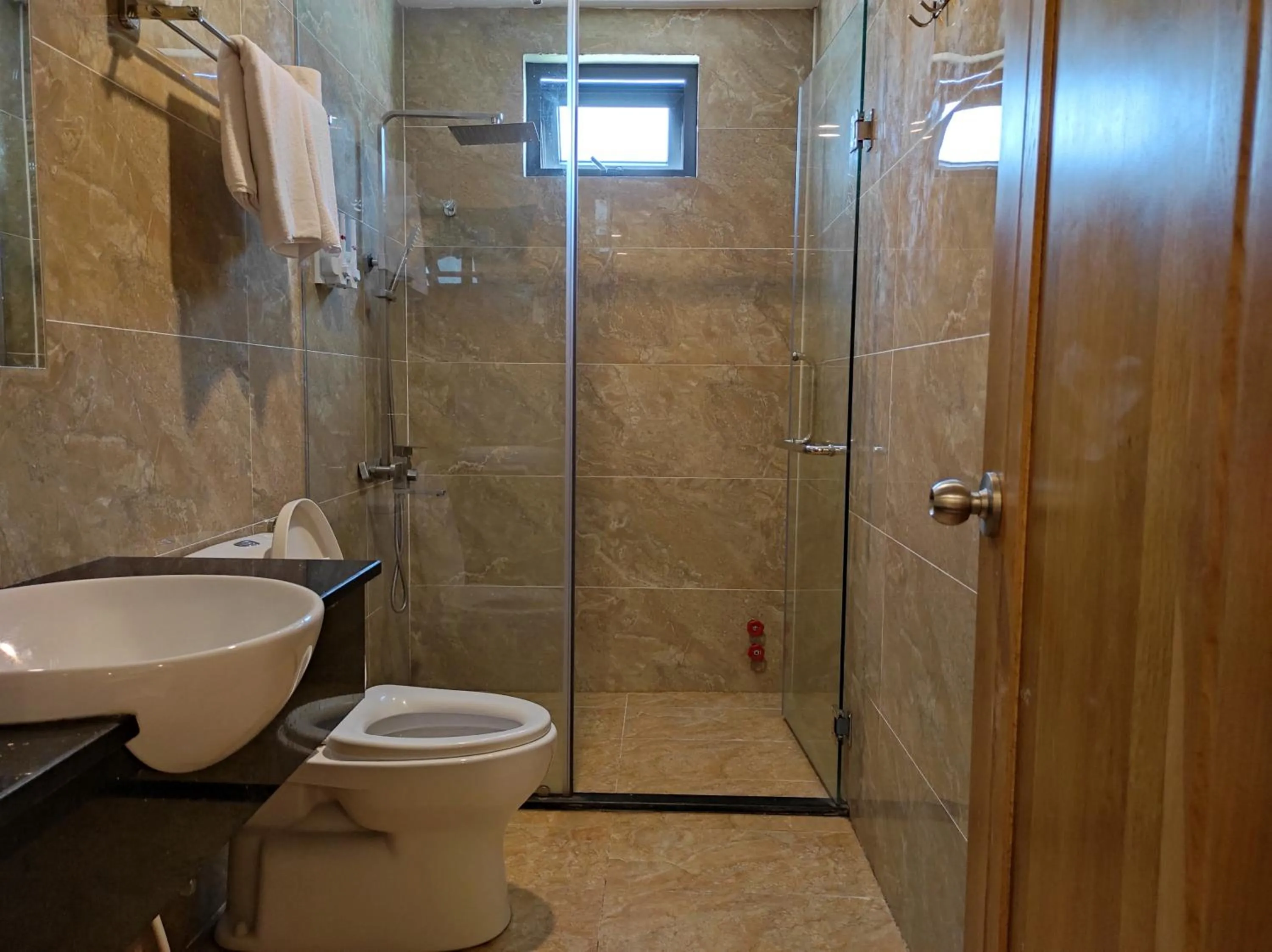 Toilet in HỒNG HẢI 2 HOTEL