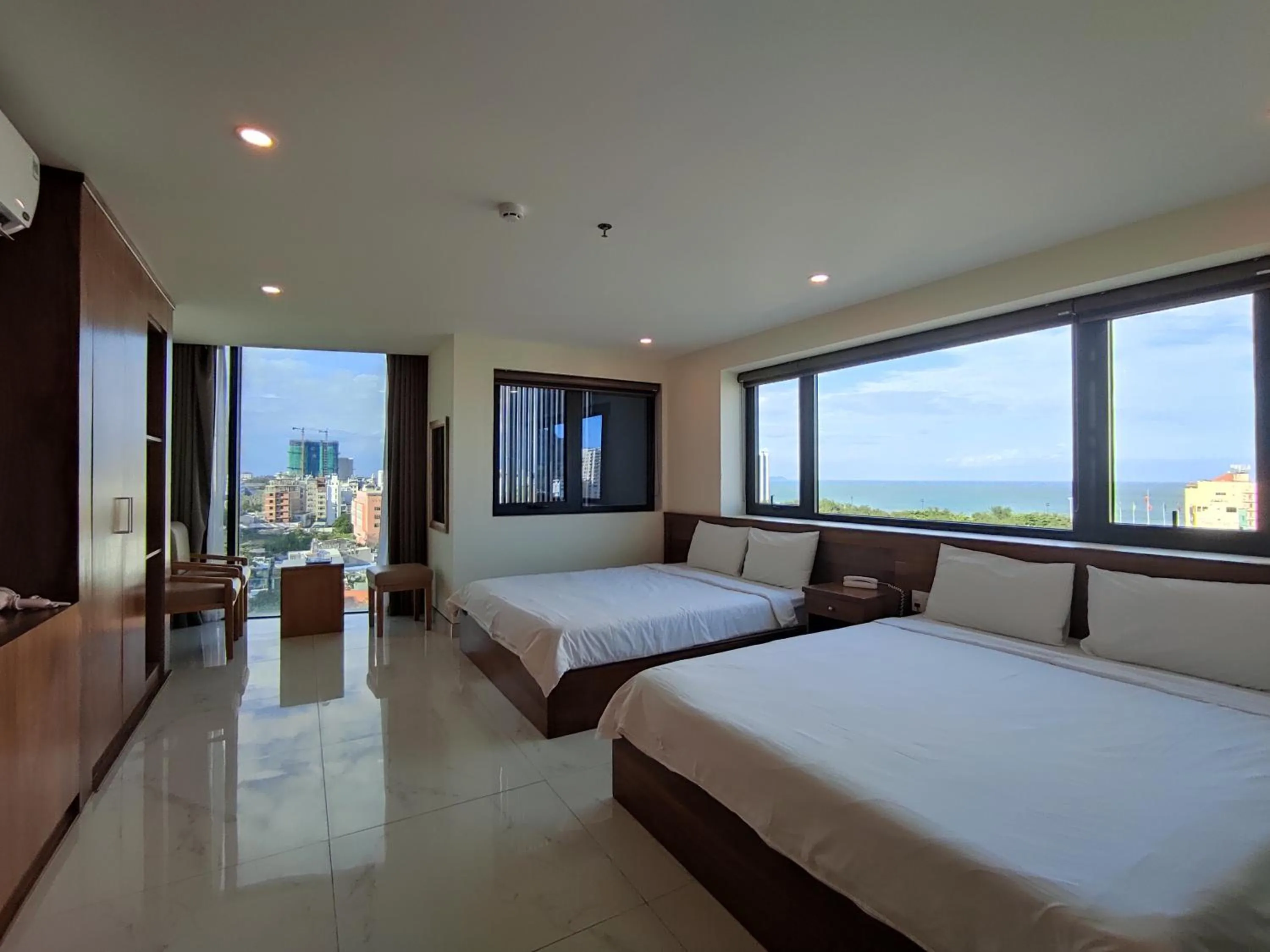 Natural landscape, Bed in HỒNG HẢI 2 HOTEL