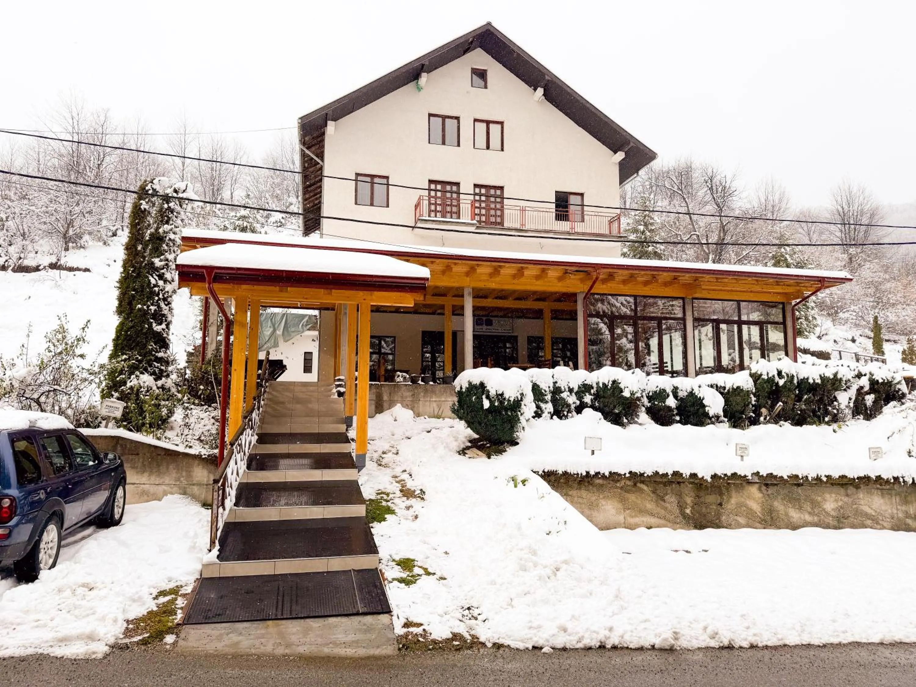 Apartments and Rooms Vicko