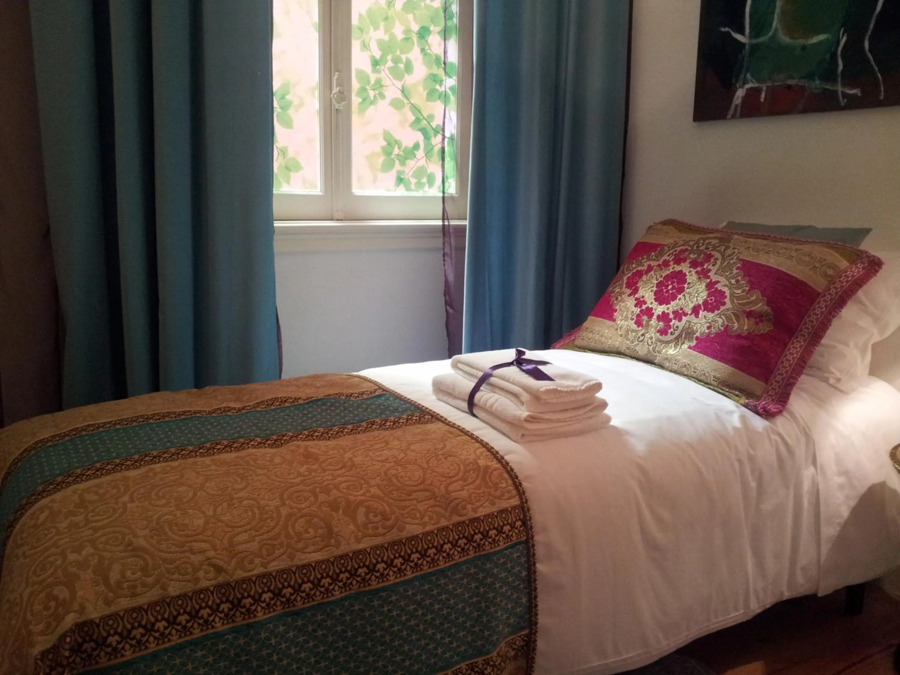 Bedroom, Bed in Whatever Art B&B