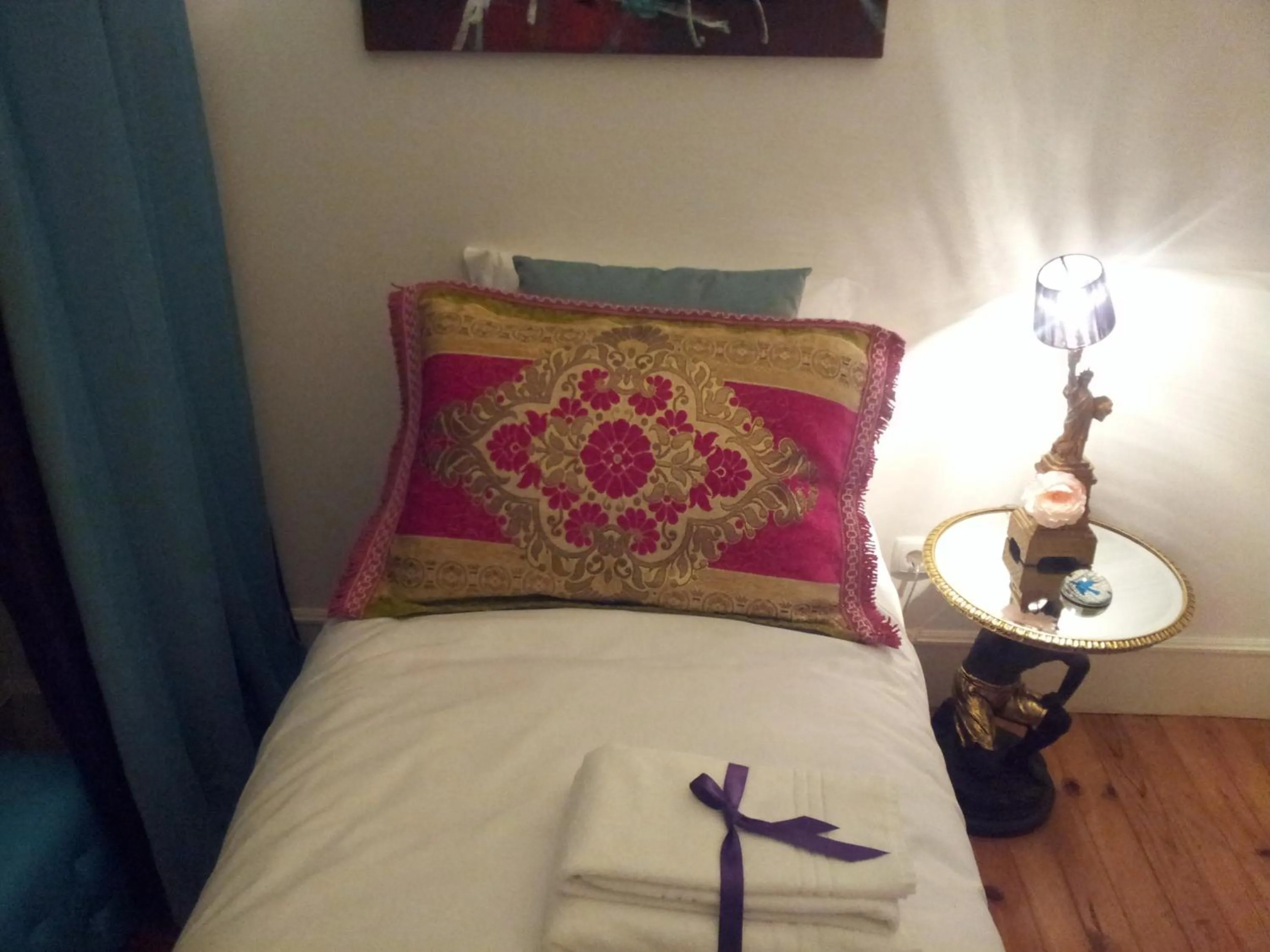 Bedroom, Bed in Whatever Art B&B