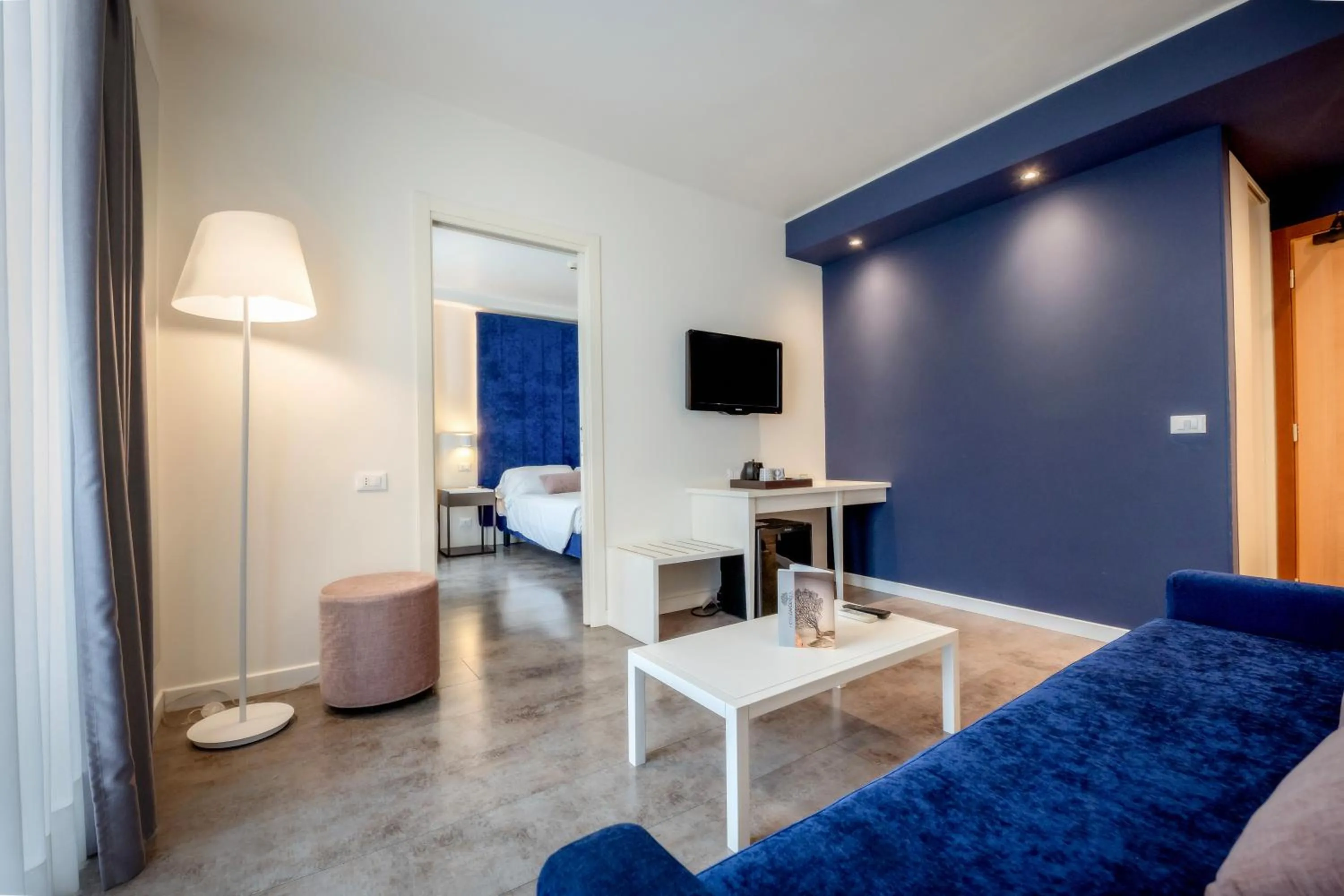 TV and multimedia in Hotel Garden Sea Wellness & Spa 4 stelle superior