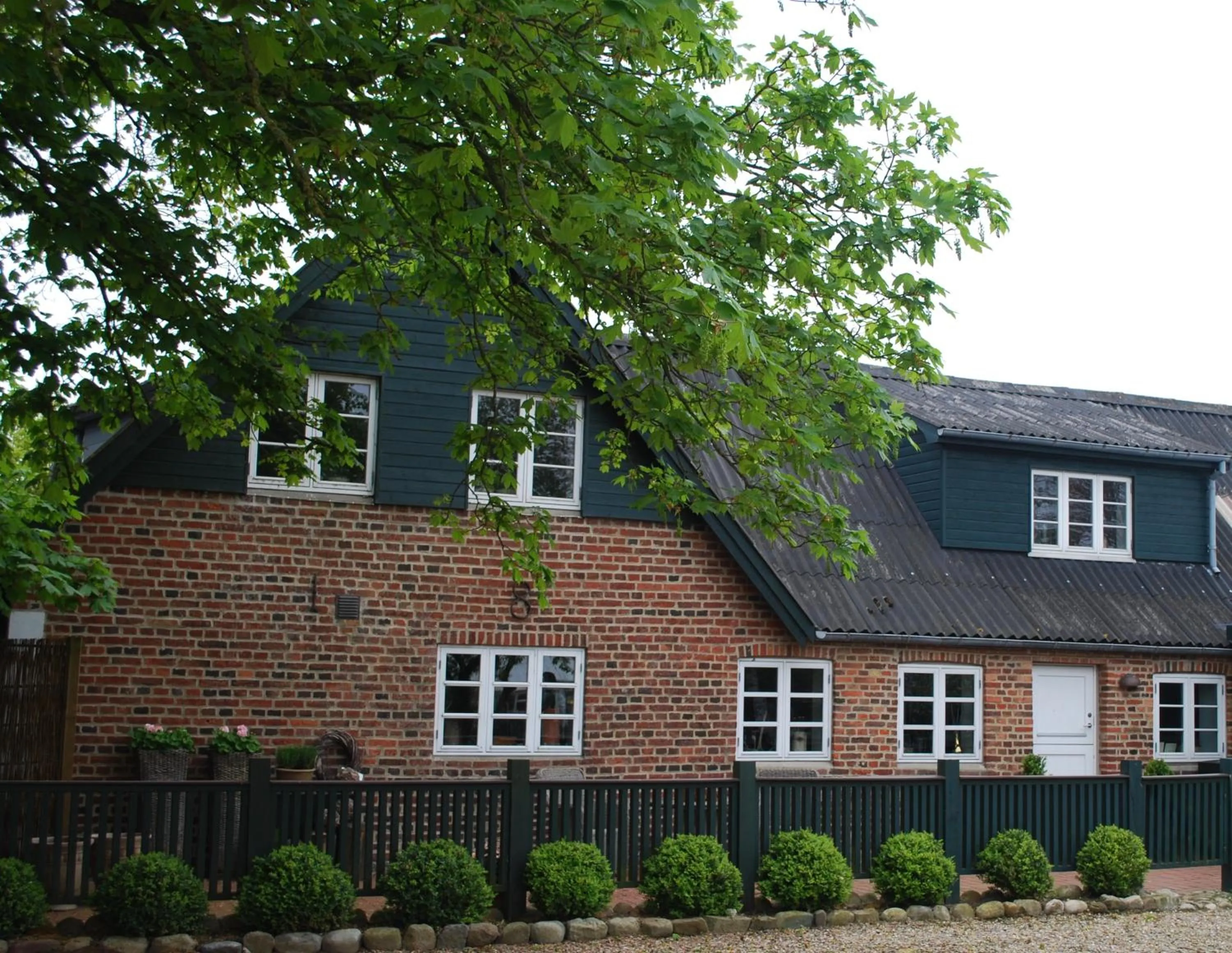 Facade/entrance in Adventure Park Apartments