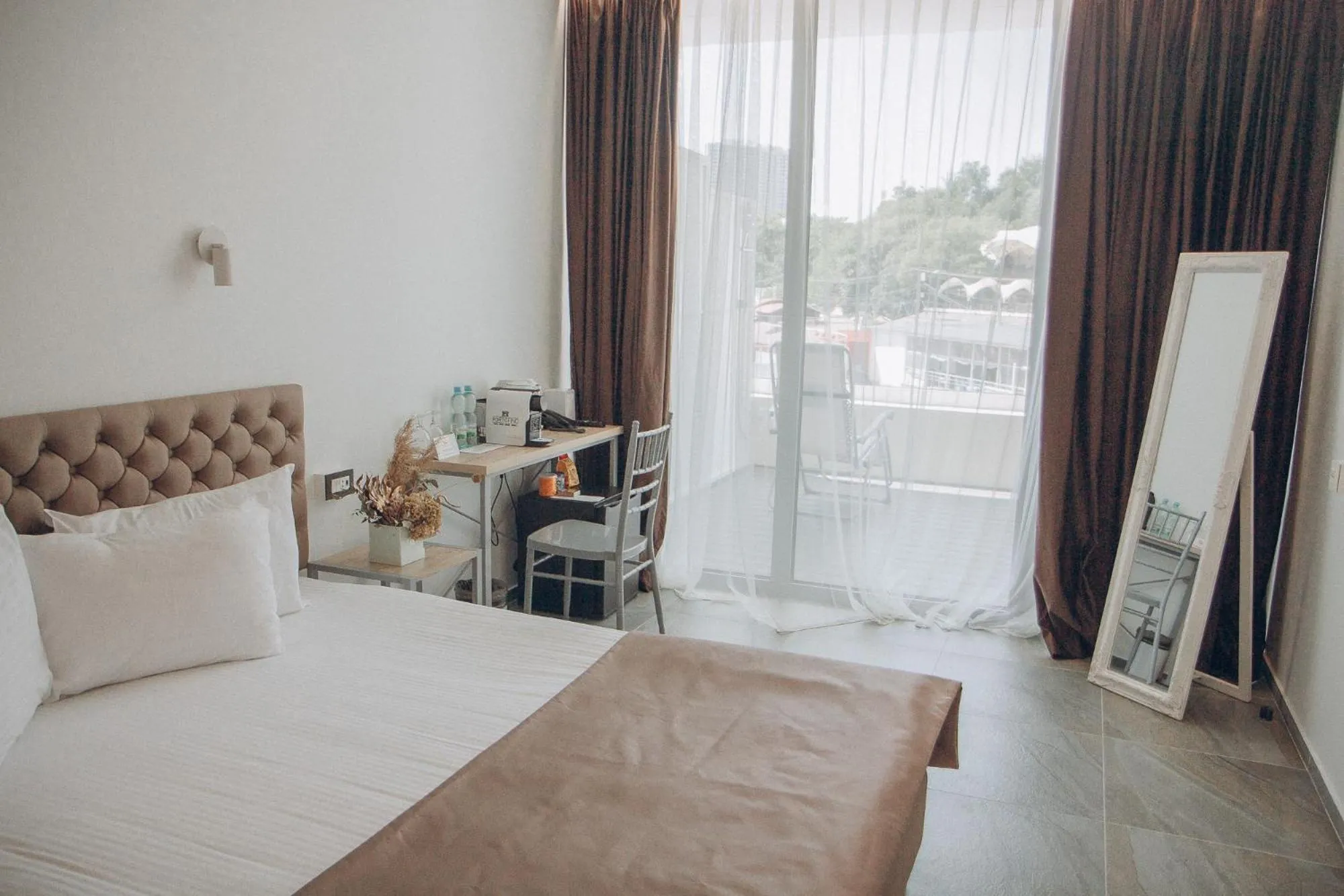 View (from property/room), Bed in Boutique Hotel Portofino