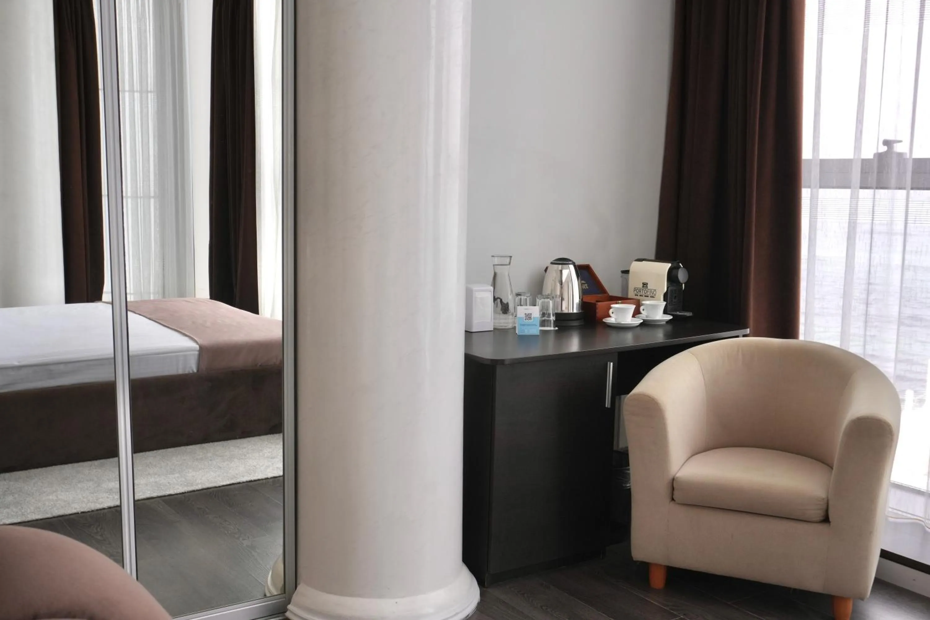 Living room, Bed in Boutique Hotel Portofino