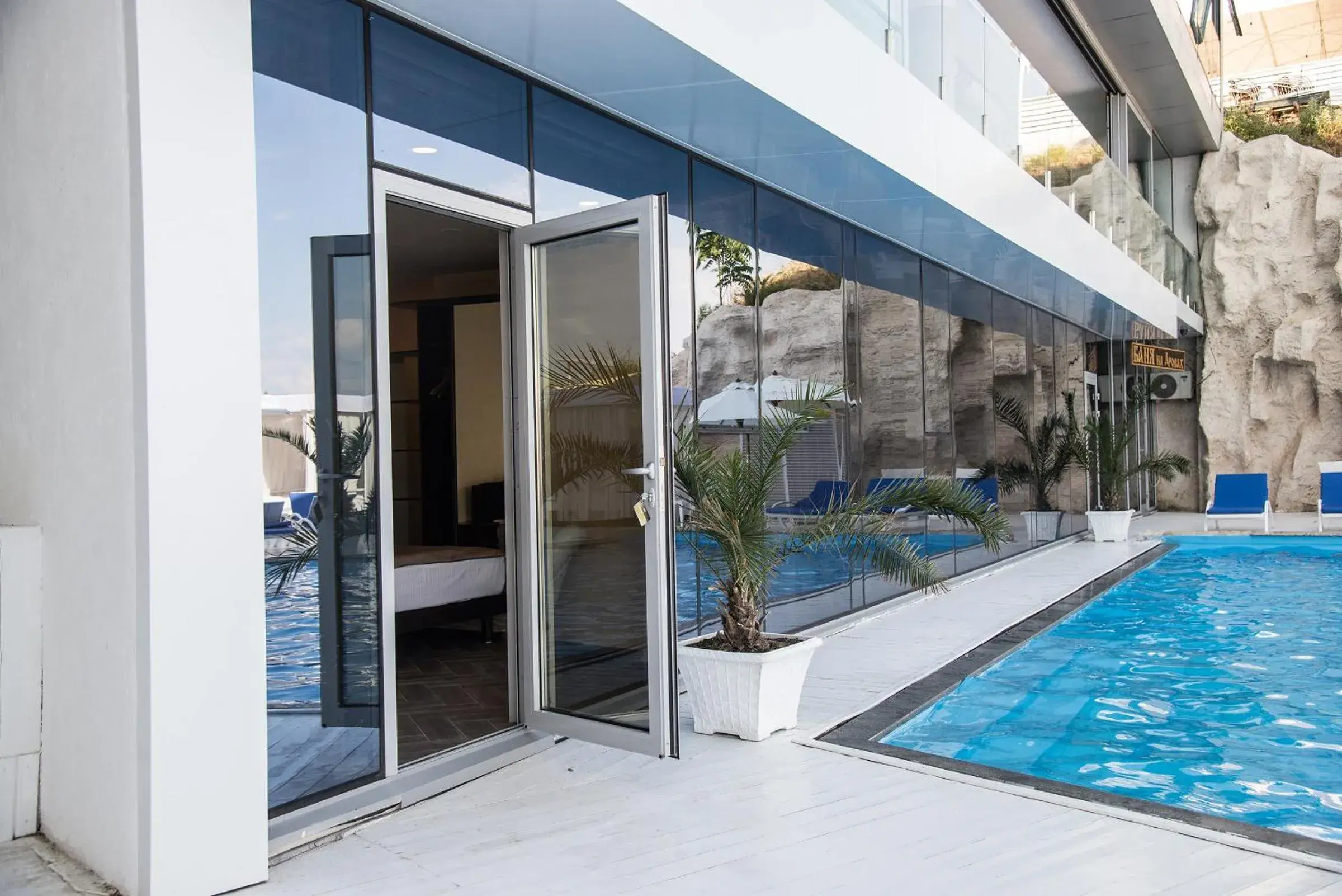 Standard Room with Pool View - single occupancy in Boutique Hotel Portofino Standard Room with Pool View - single occupancy in Boutique Hotel Portofino