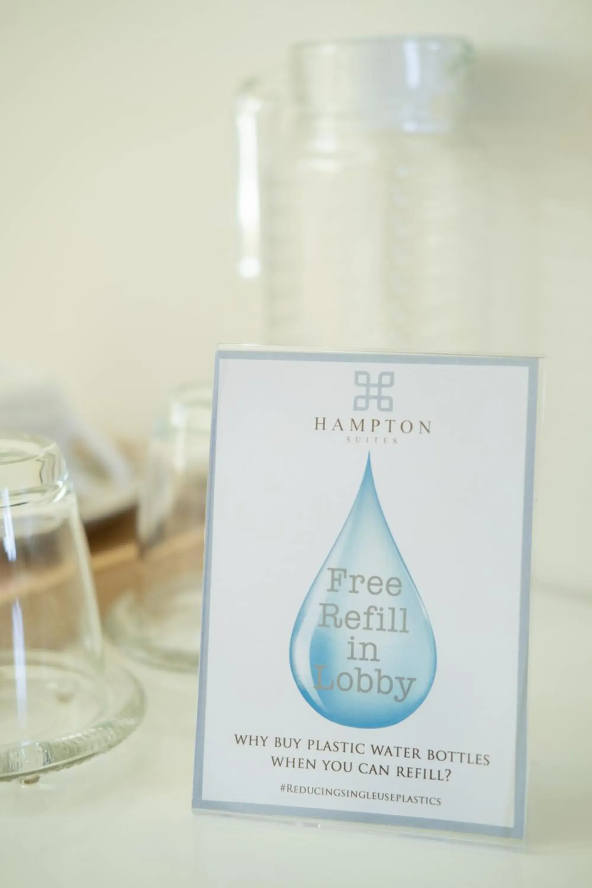 Deluxe Double Room in Hampton Suites Deluxe Double Room in Hampton Suites