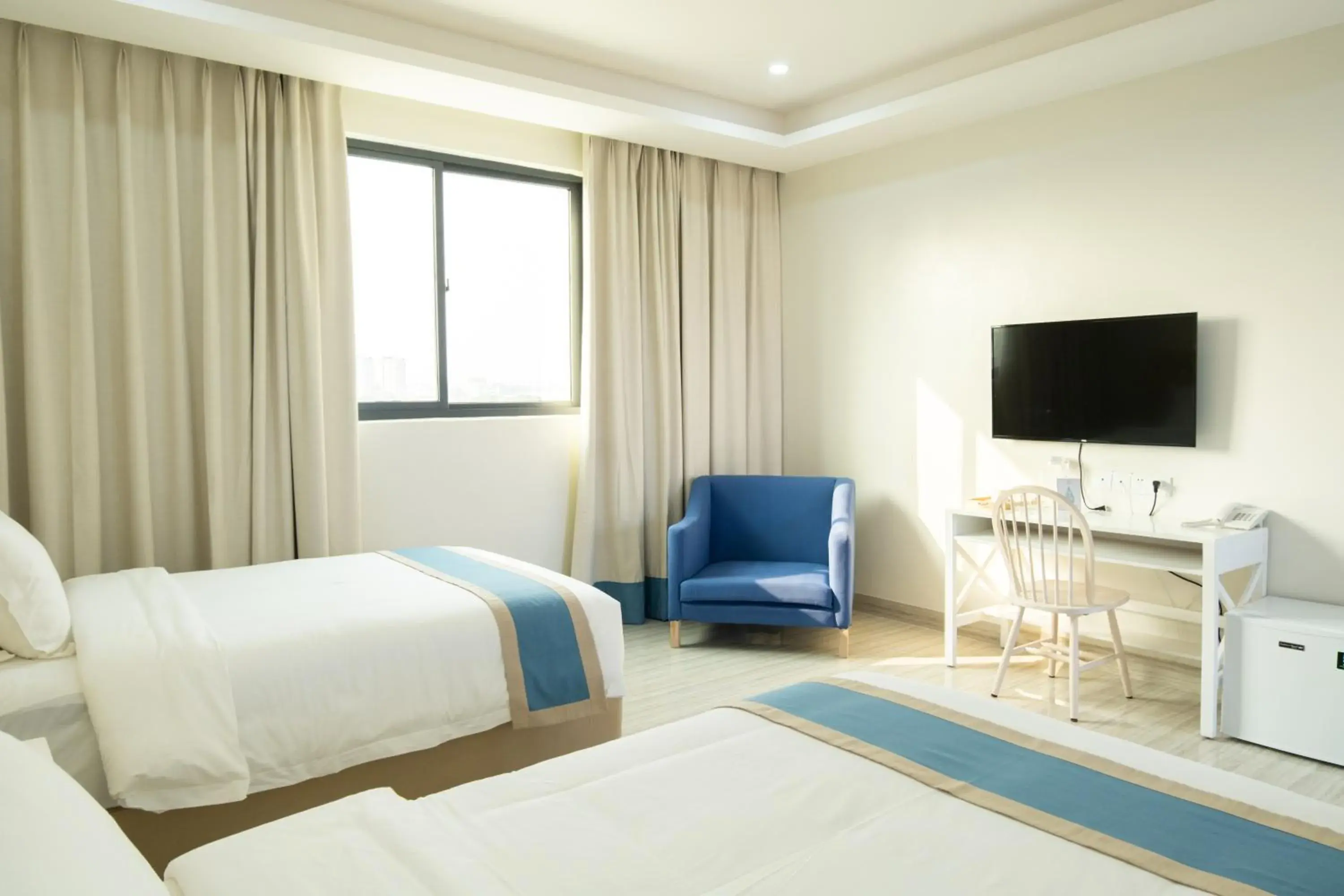 Bed in Hampton Suites Bed in Hampton Suites