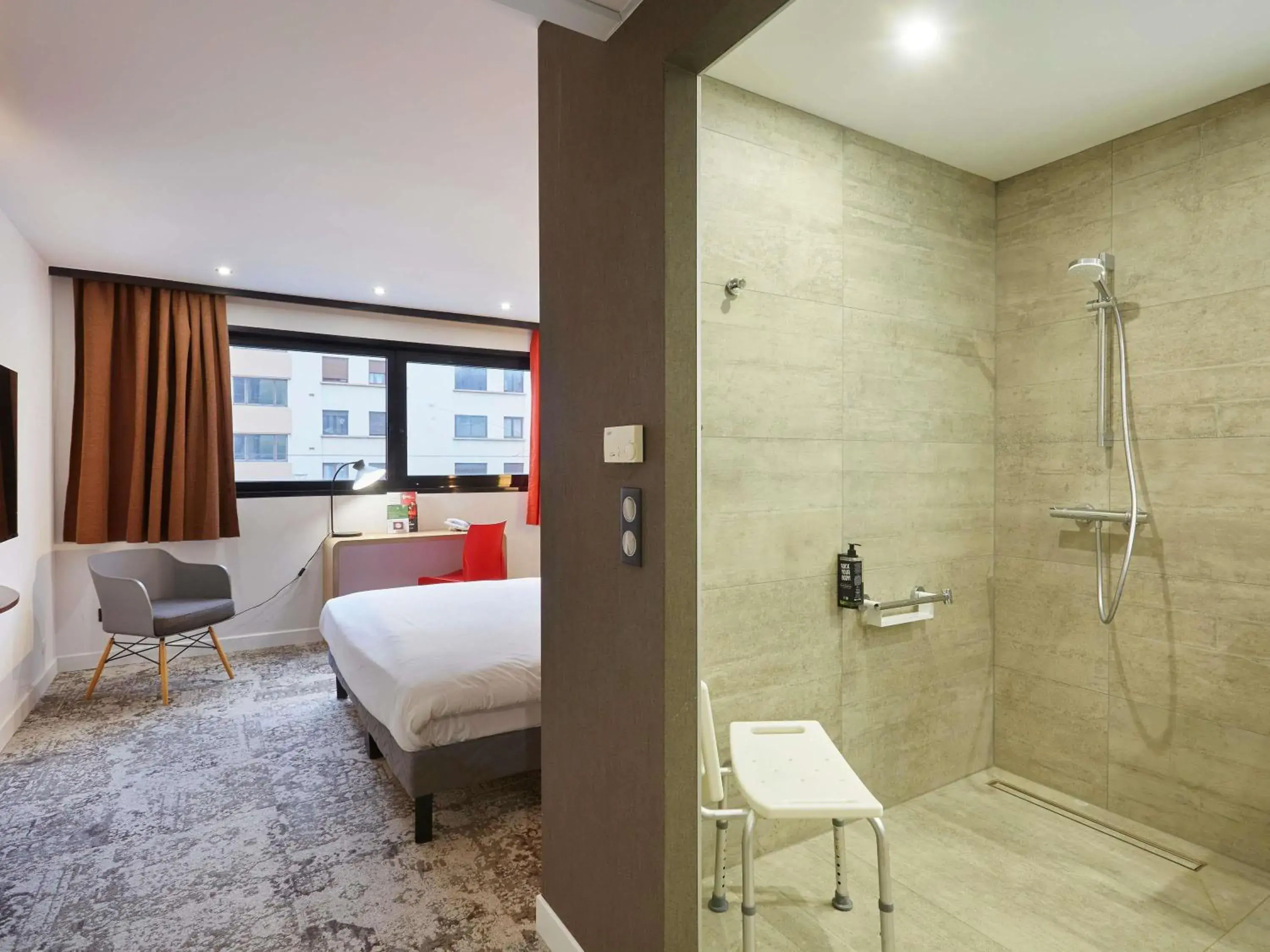 Bedroom, Bed in ibis Annemasse-Genève Bedroom, Bed in ibis Annemasse-Genève