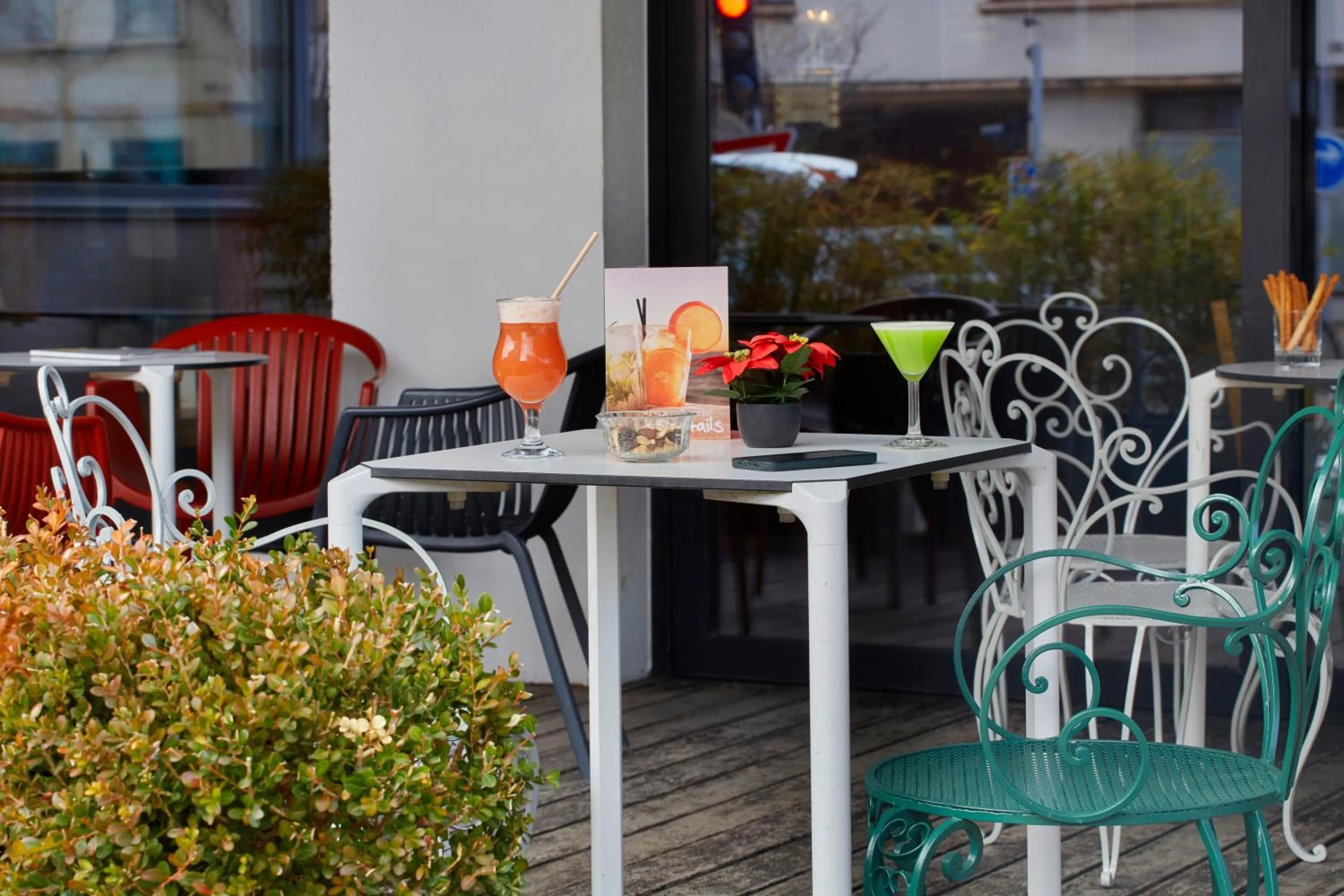 Patio in ibis Annemasse-Genève