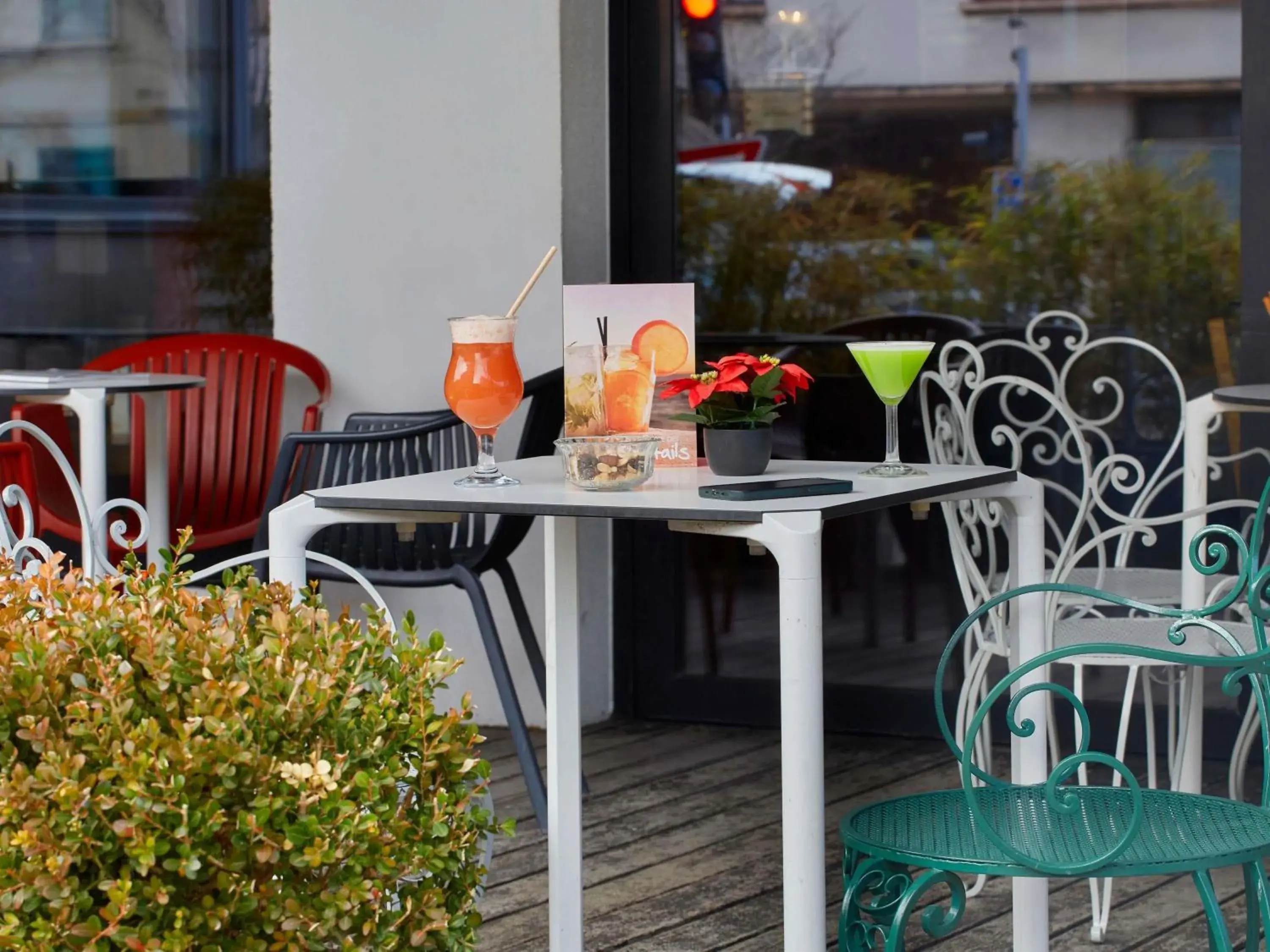 Lounge or bar in ibis Annemasse-Genève Lounge or bar in ibis Annemasse-Genève