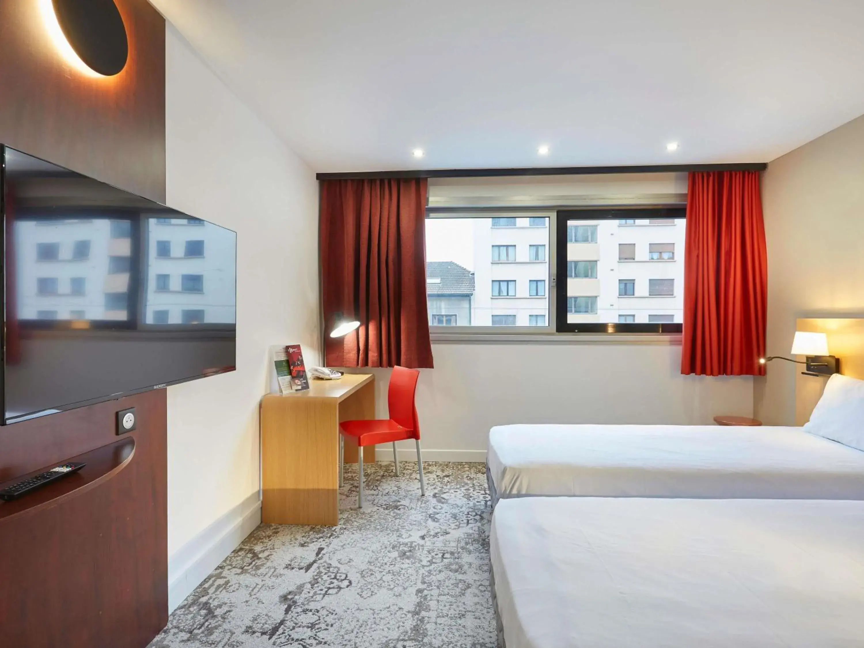 Bedroom, Bed in ibis Annemasse-Genève Bedroom, Bed in ibis Annemasse-Genève