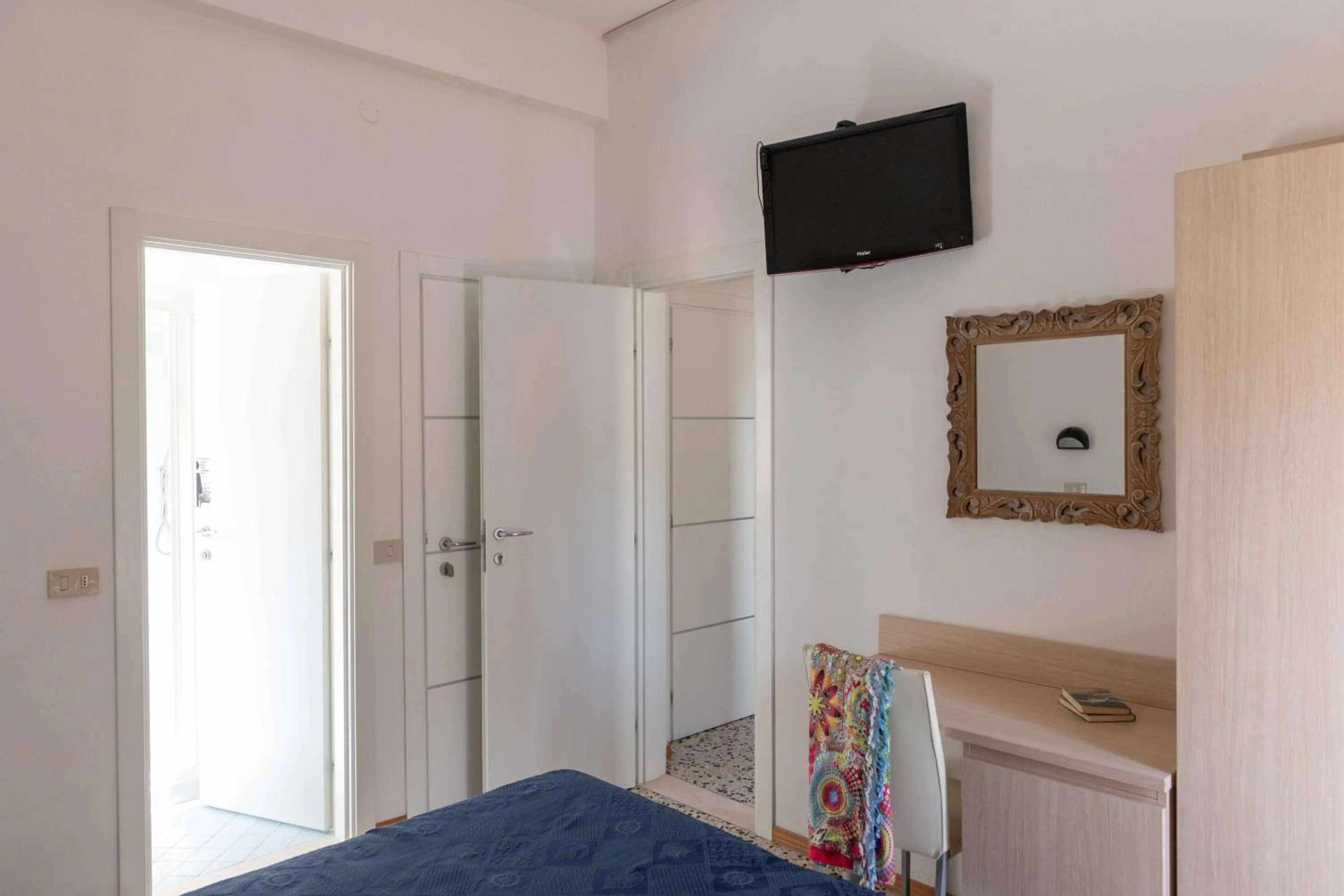 Bed in Hotel Smart Cervia B&B