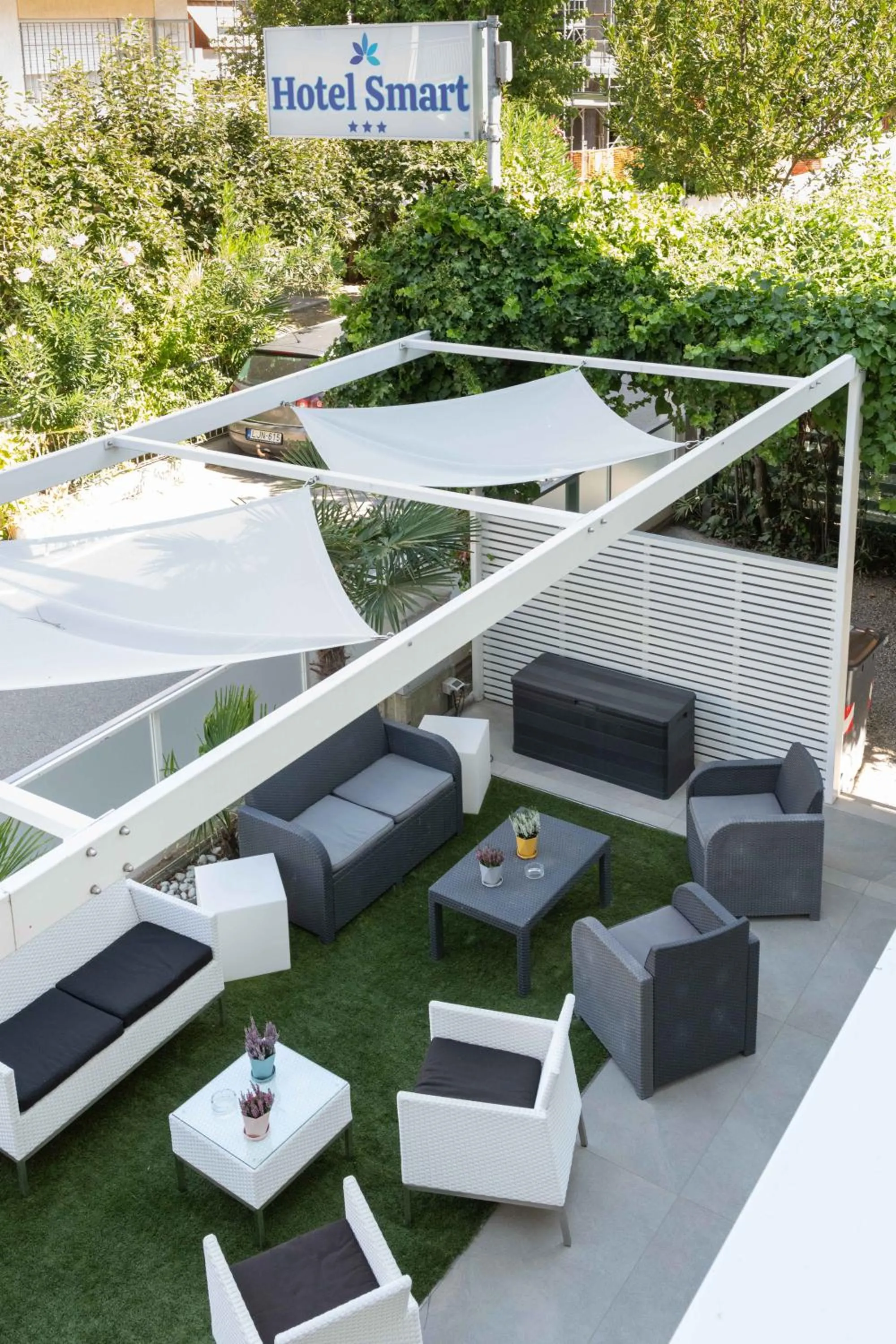 Garden in Hotel Smart Cervia B&B