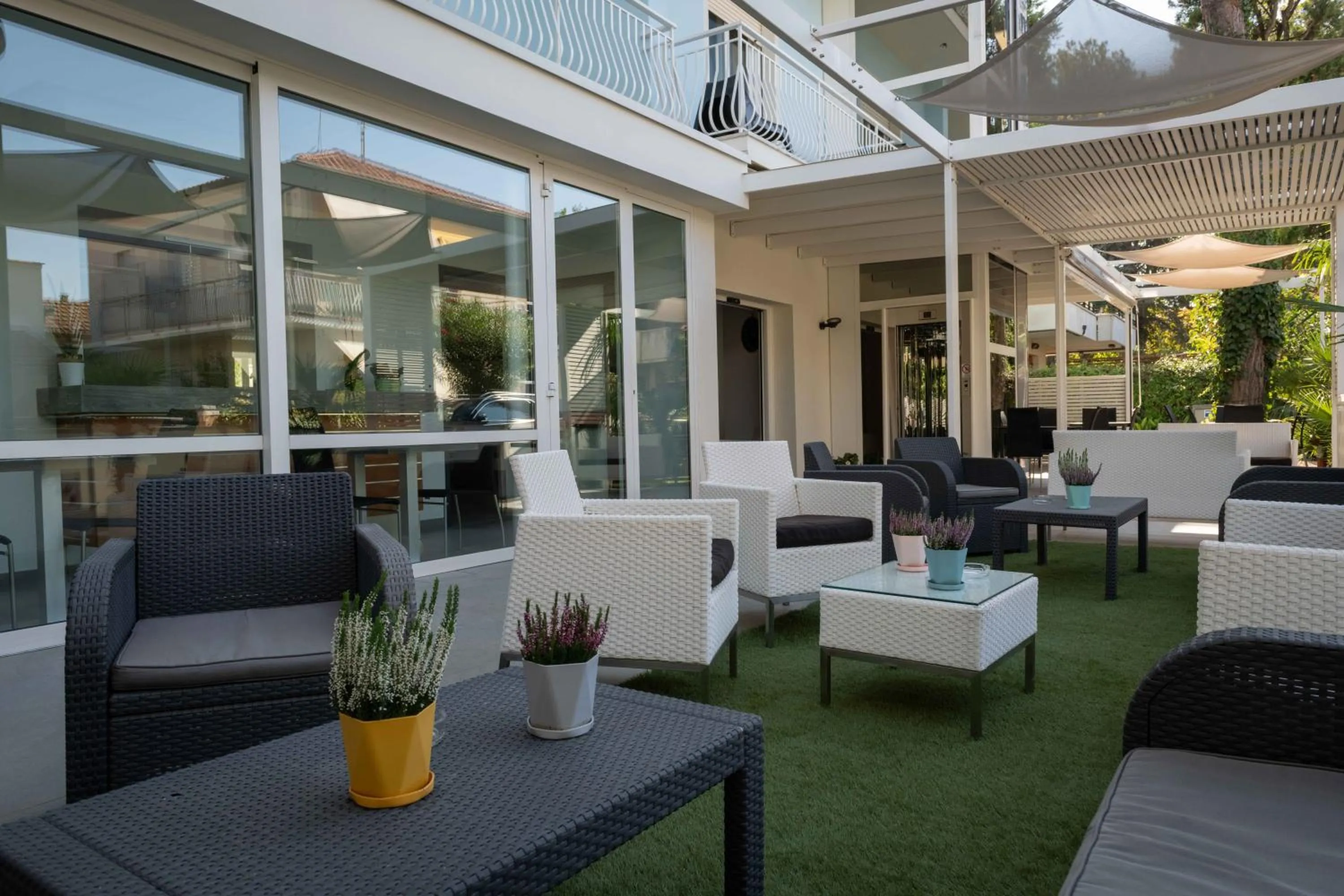 Garden in Hotel Smart Cervia B&B