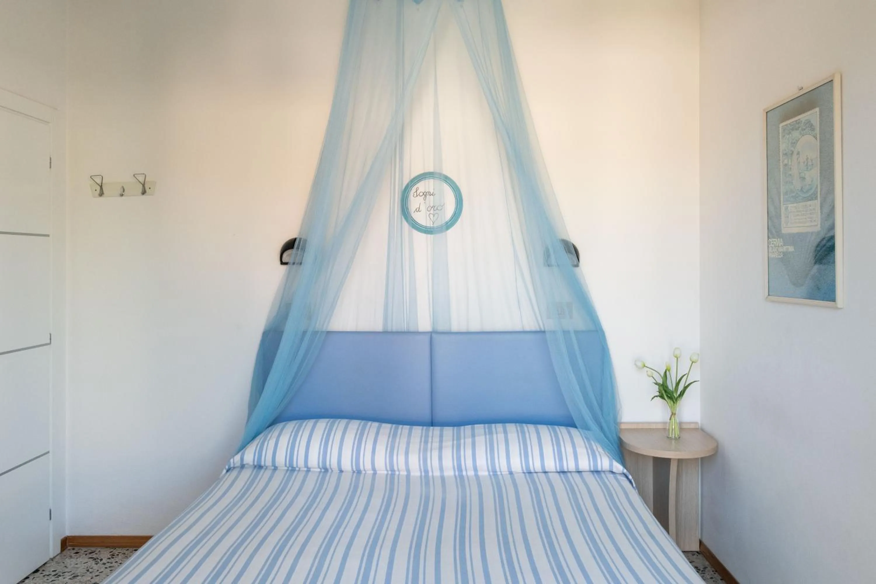 Bed in Hotel Smart Cervia B&B