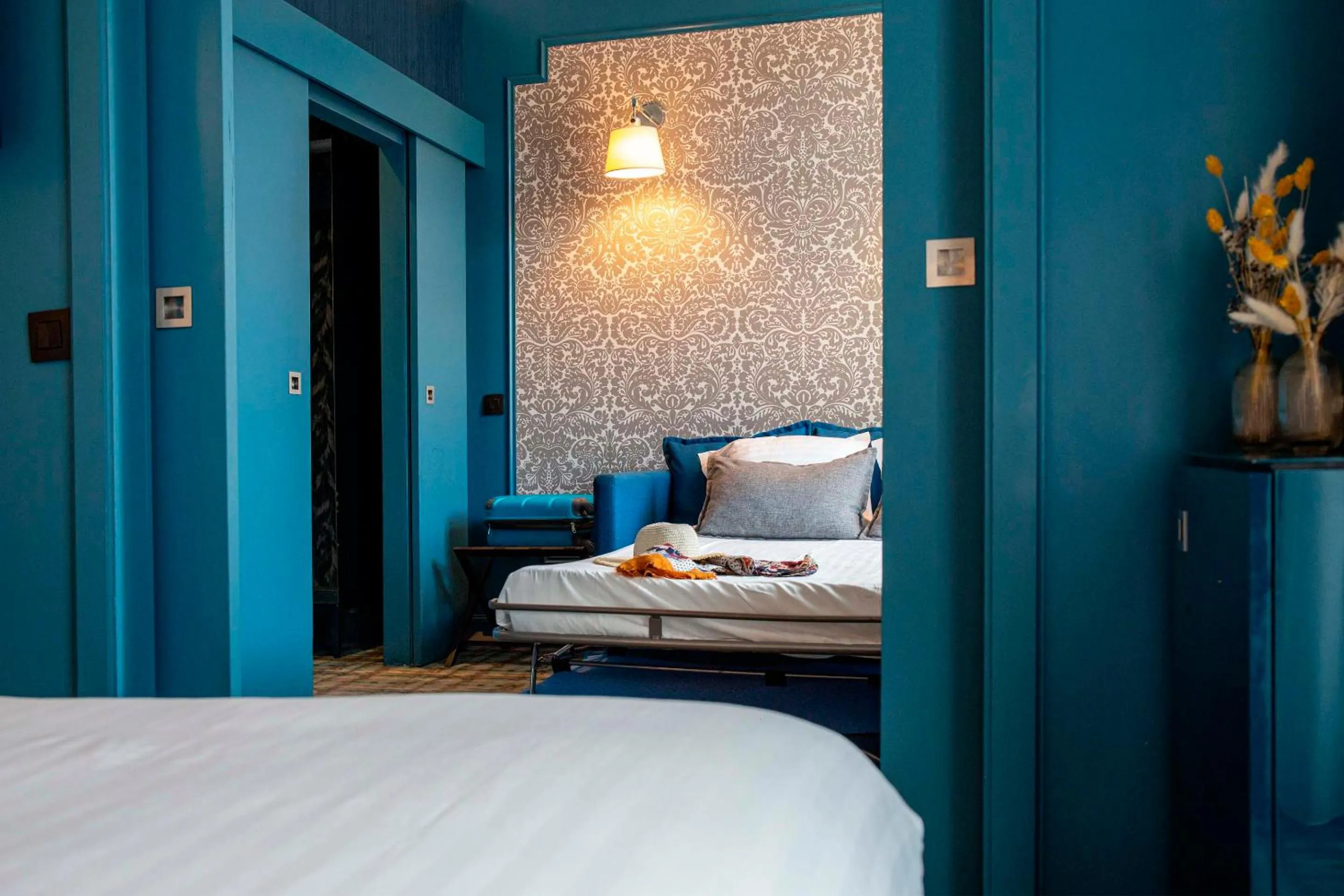 Photo of the whole room, Bed in Grand Hôtel du Midi Montpellier - Opéra Comédie