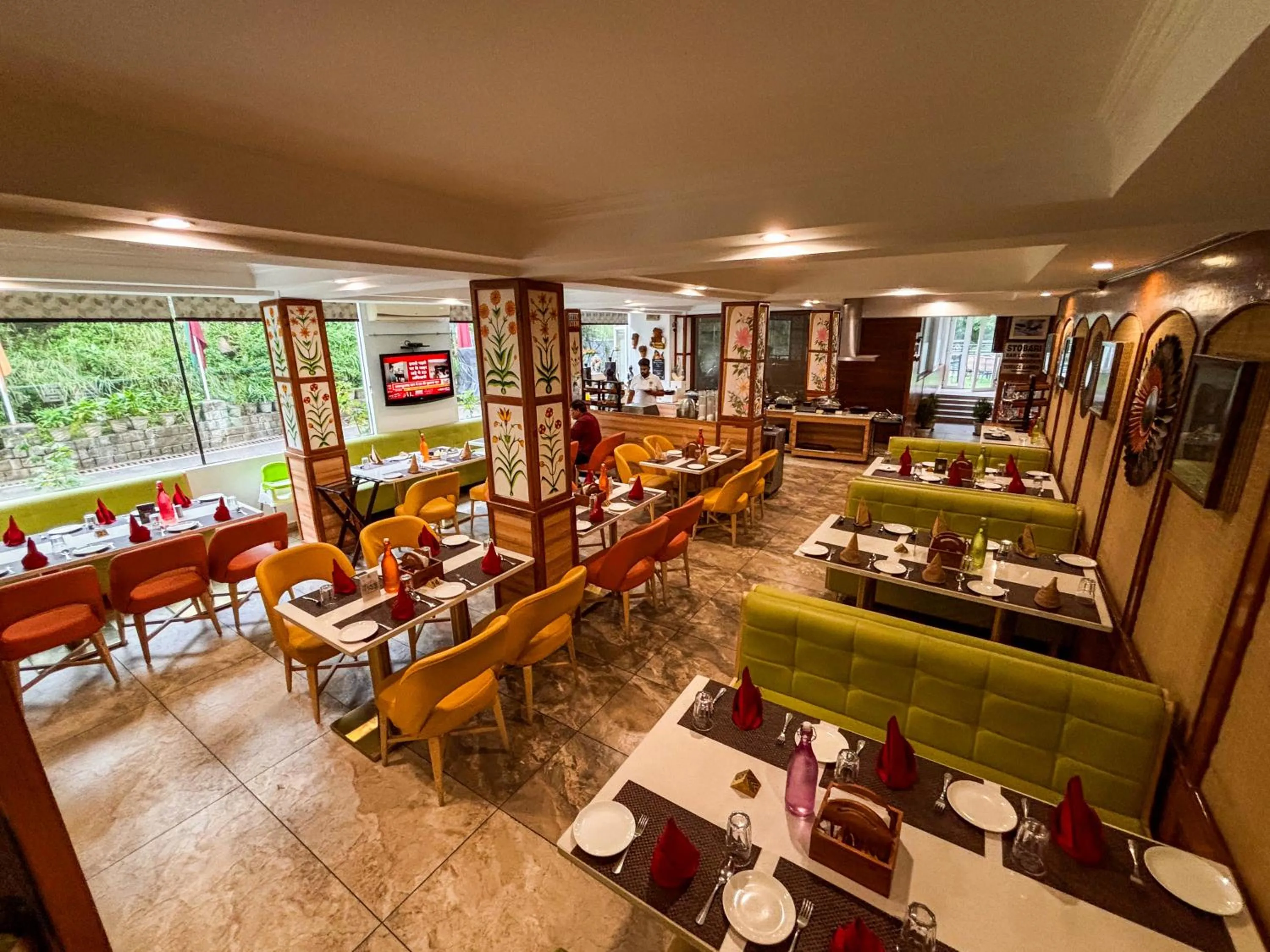 Restaurant/places to eat in Asia Spa Resort