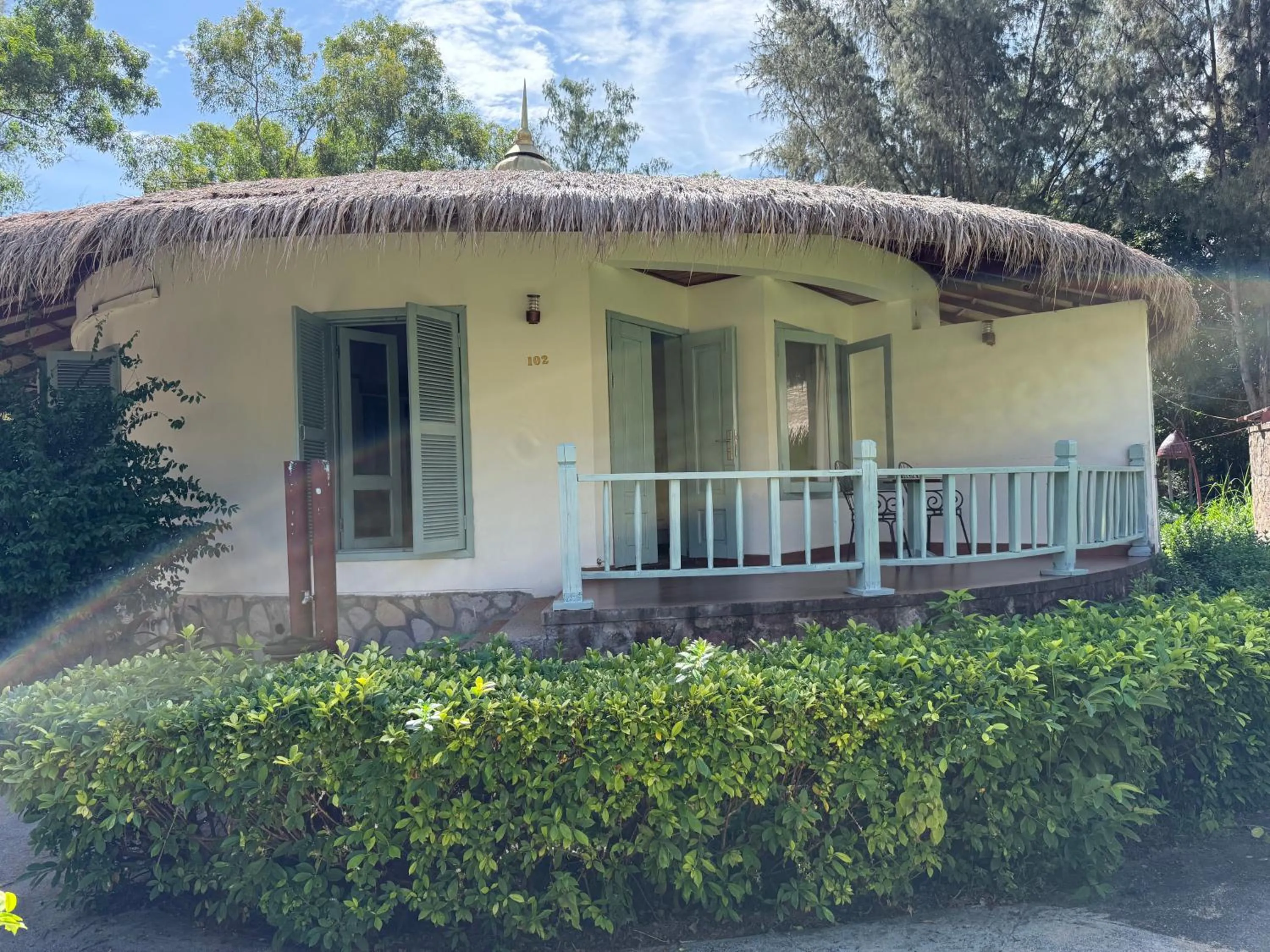 Property building in Nataya Round House Coral Bay Resort