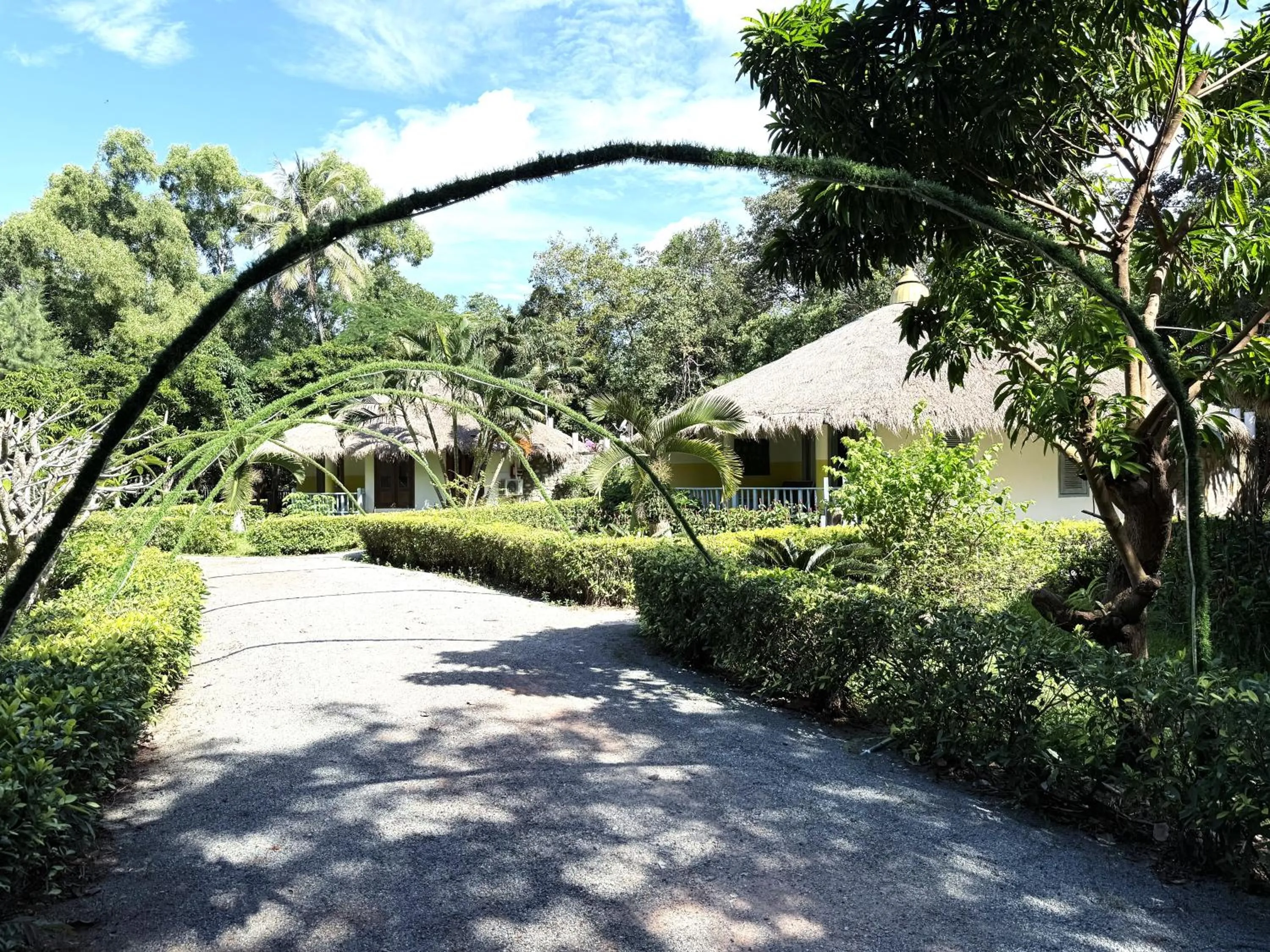 Property building in Nataya Round House Coral Bay Resort