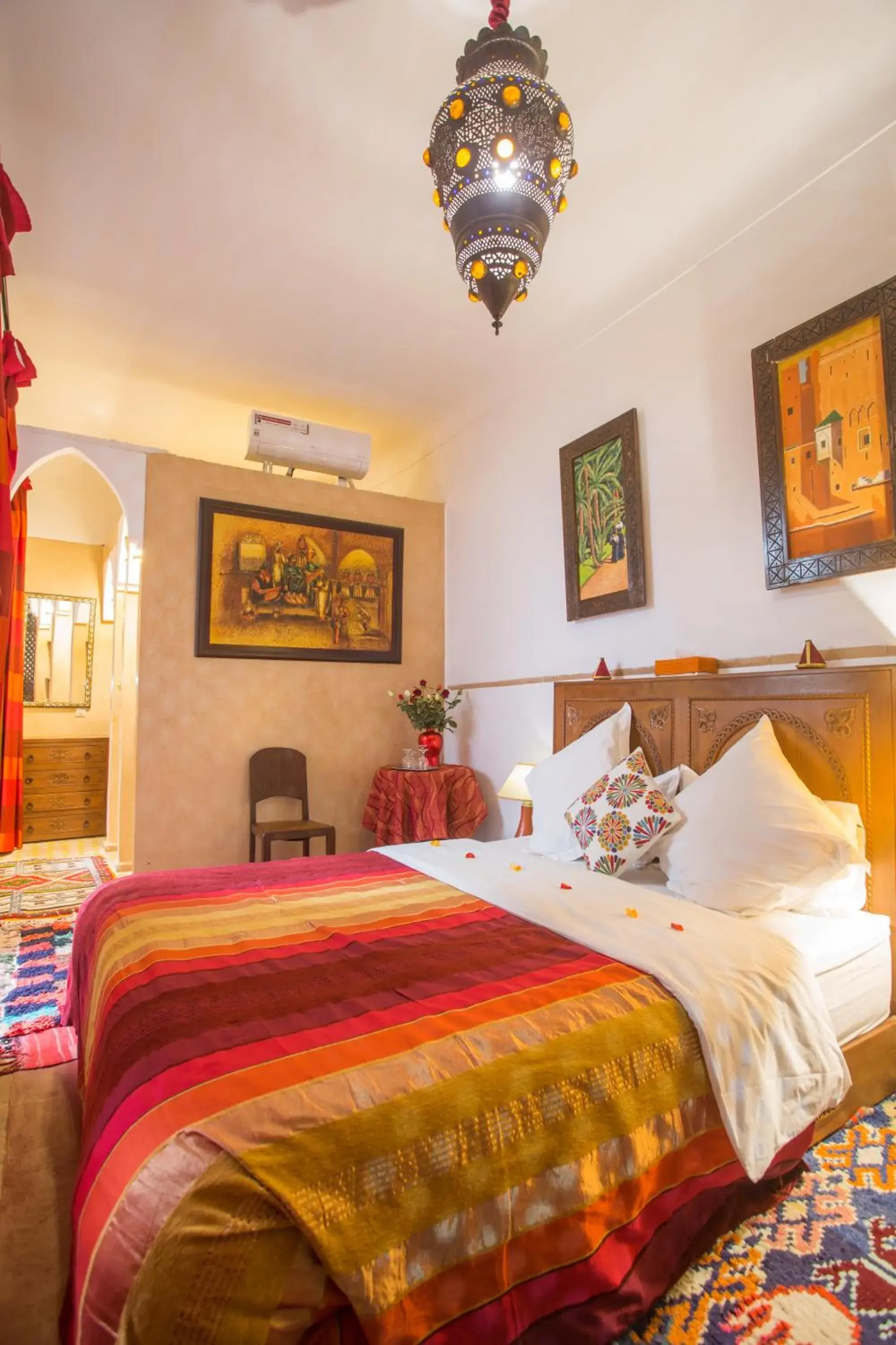 Bedroom, Bed in Riad Sable Chaud Bedroom, Bed in Riad Sable Chaud