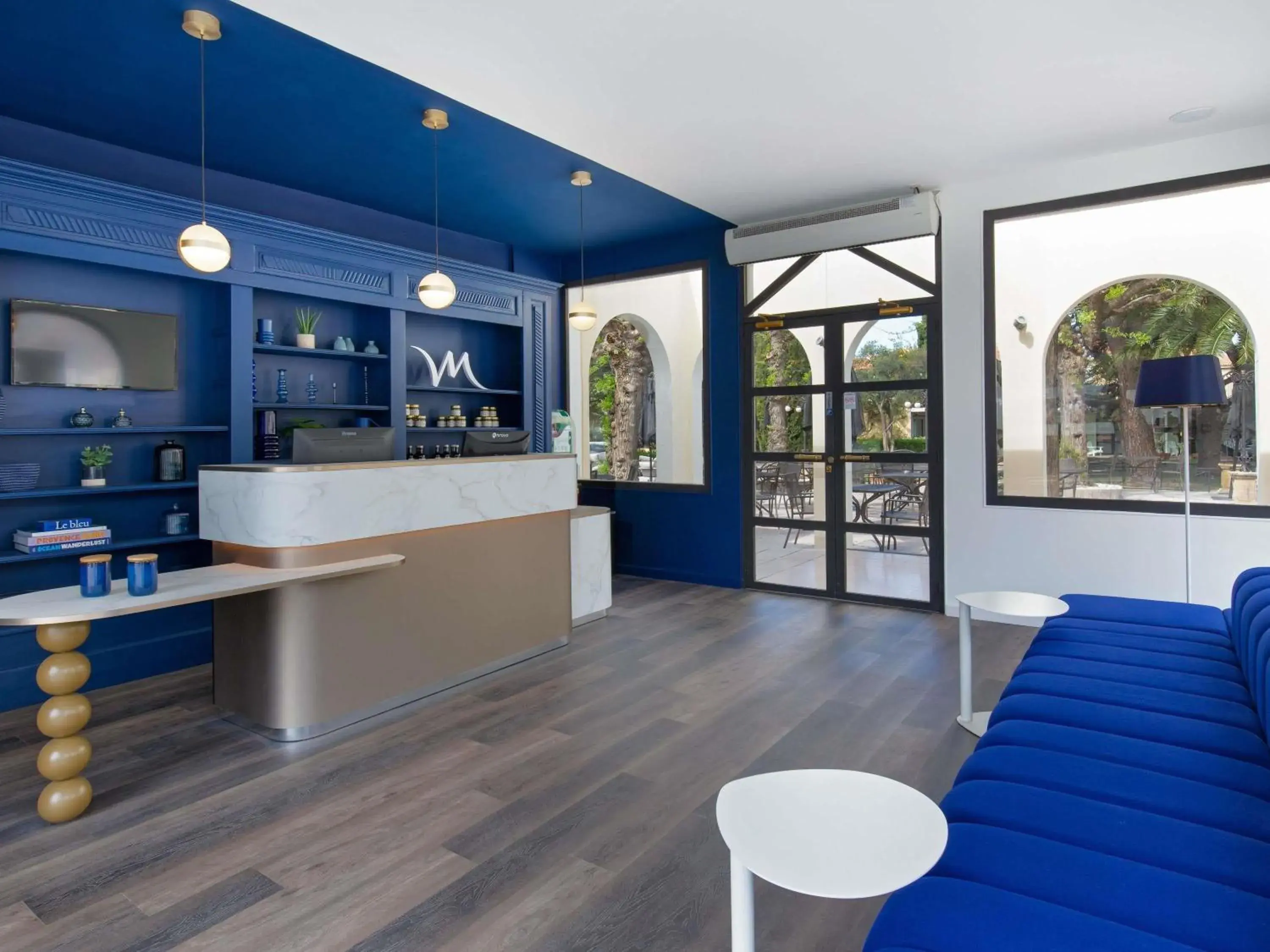 Property building in Mercure Marseille Centre Bompard La Corniche Property building in Mercure Marseille Centre Bompard La Corniche