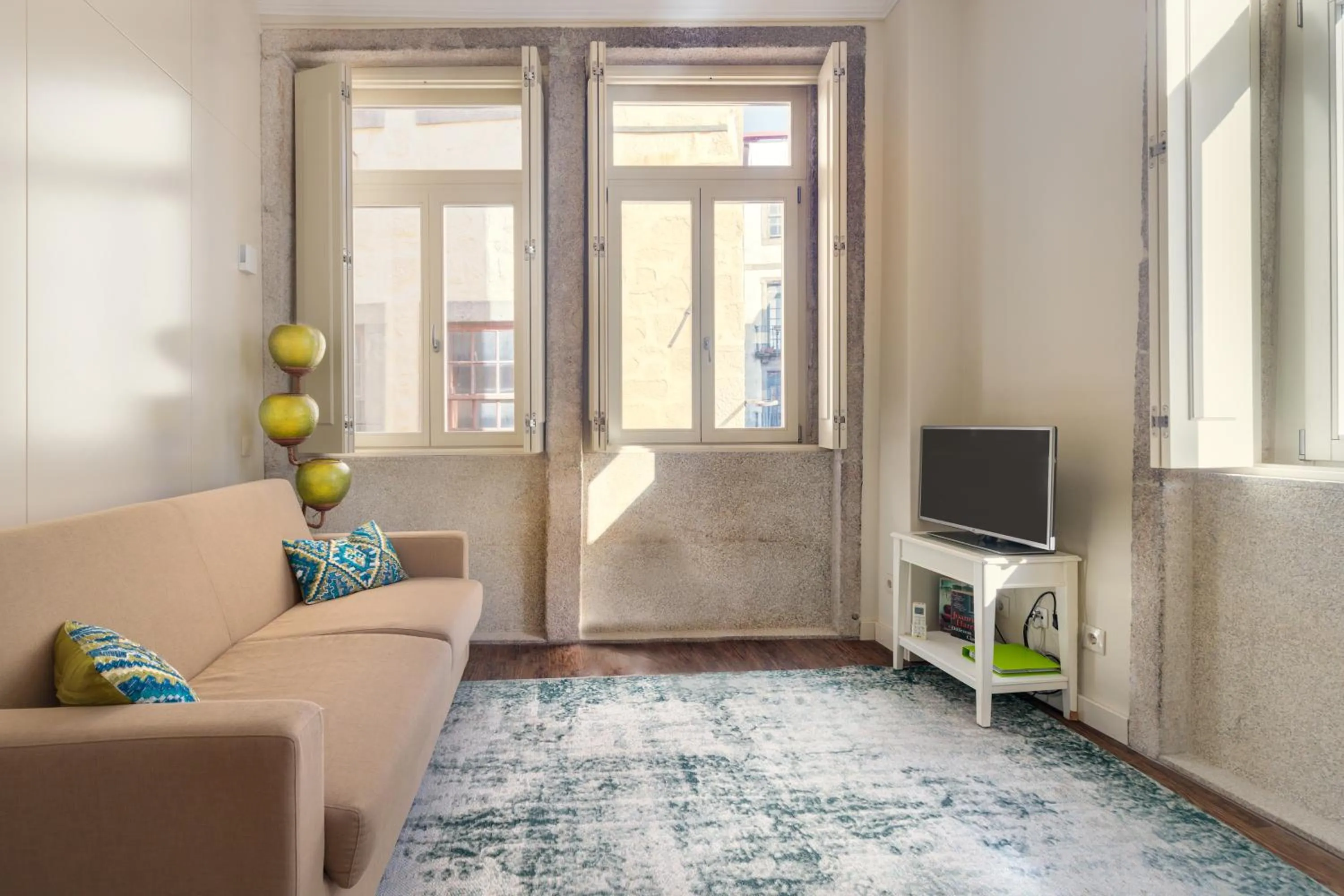 Living room in Oporto Home - River Front