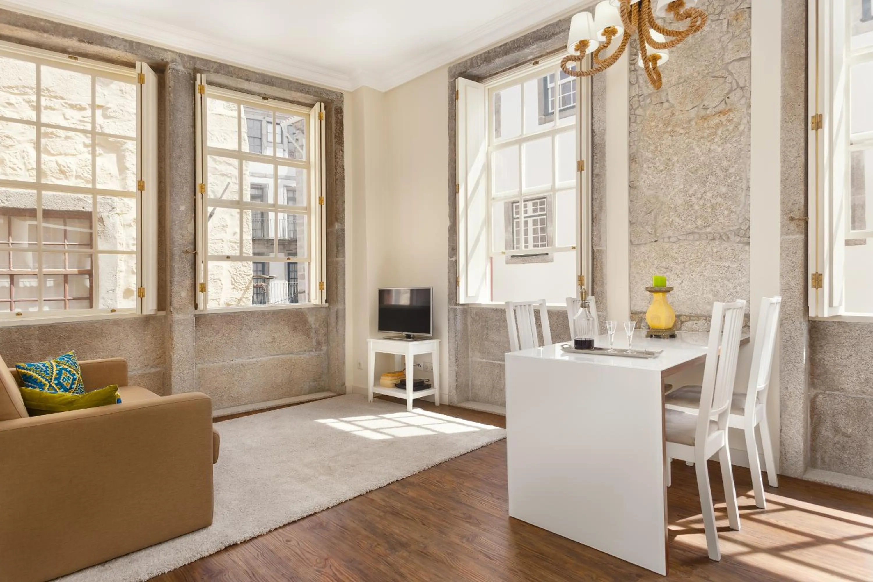 TV and multimedia in Oporto Home - River Front