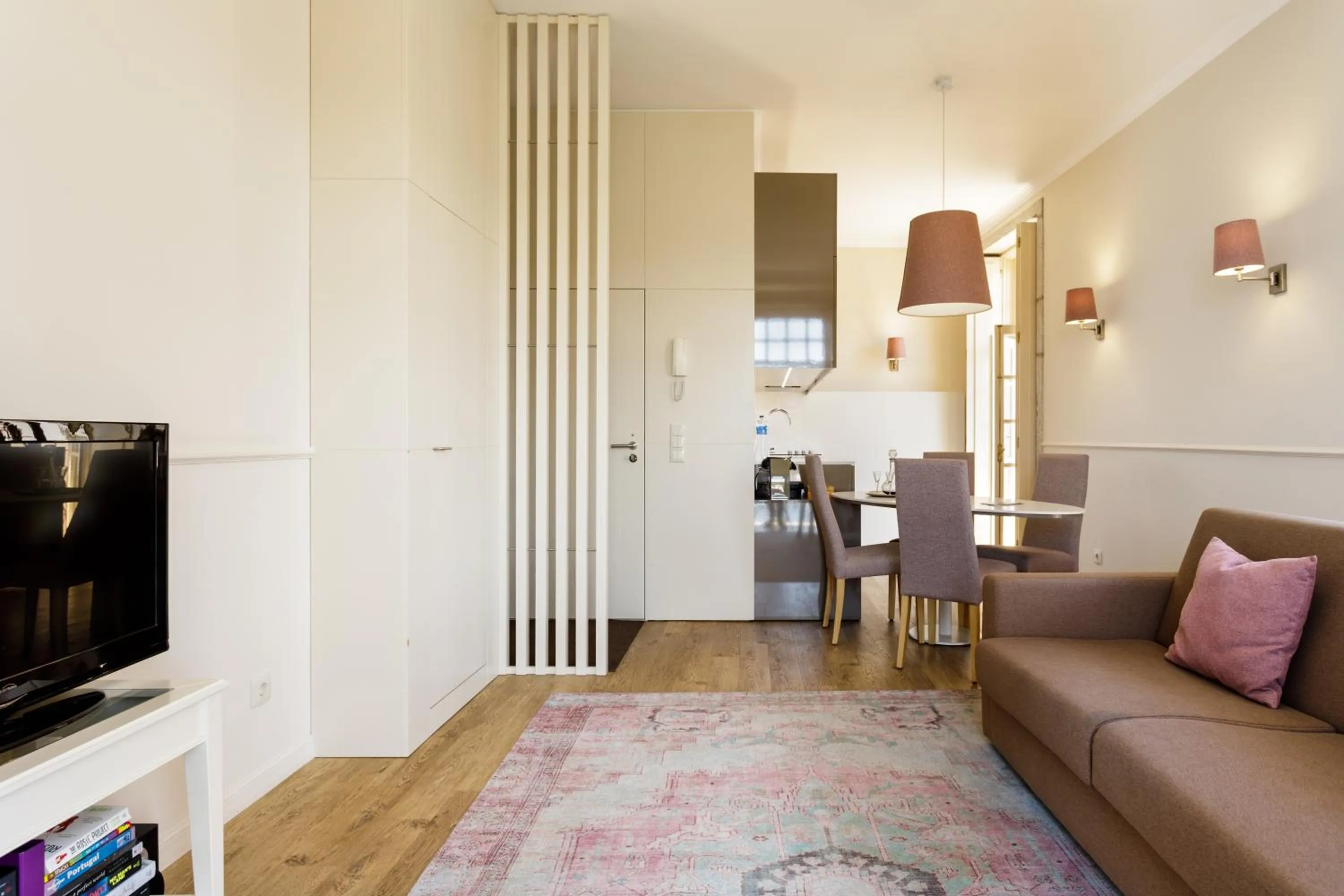 Living room in Oporto Home - River Front