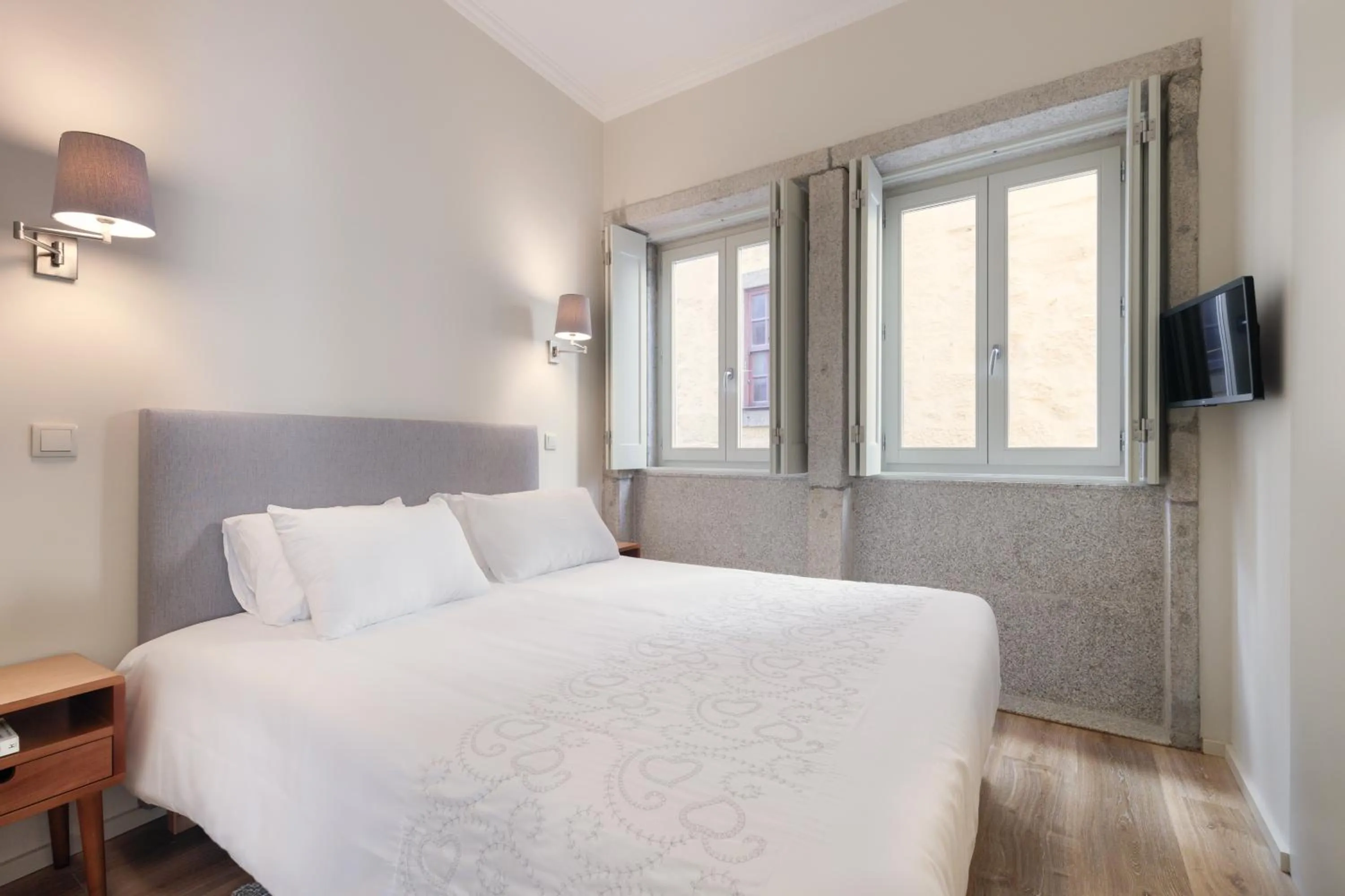 Bed in Oporto Home - River Front