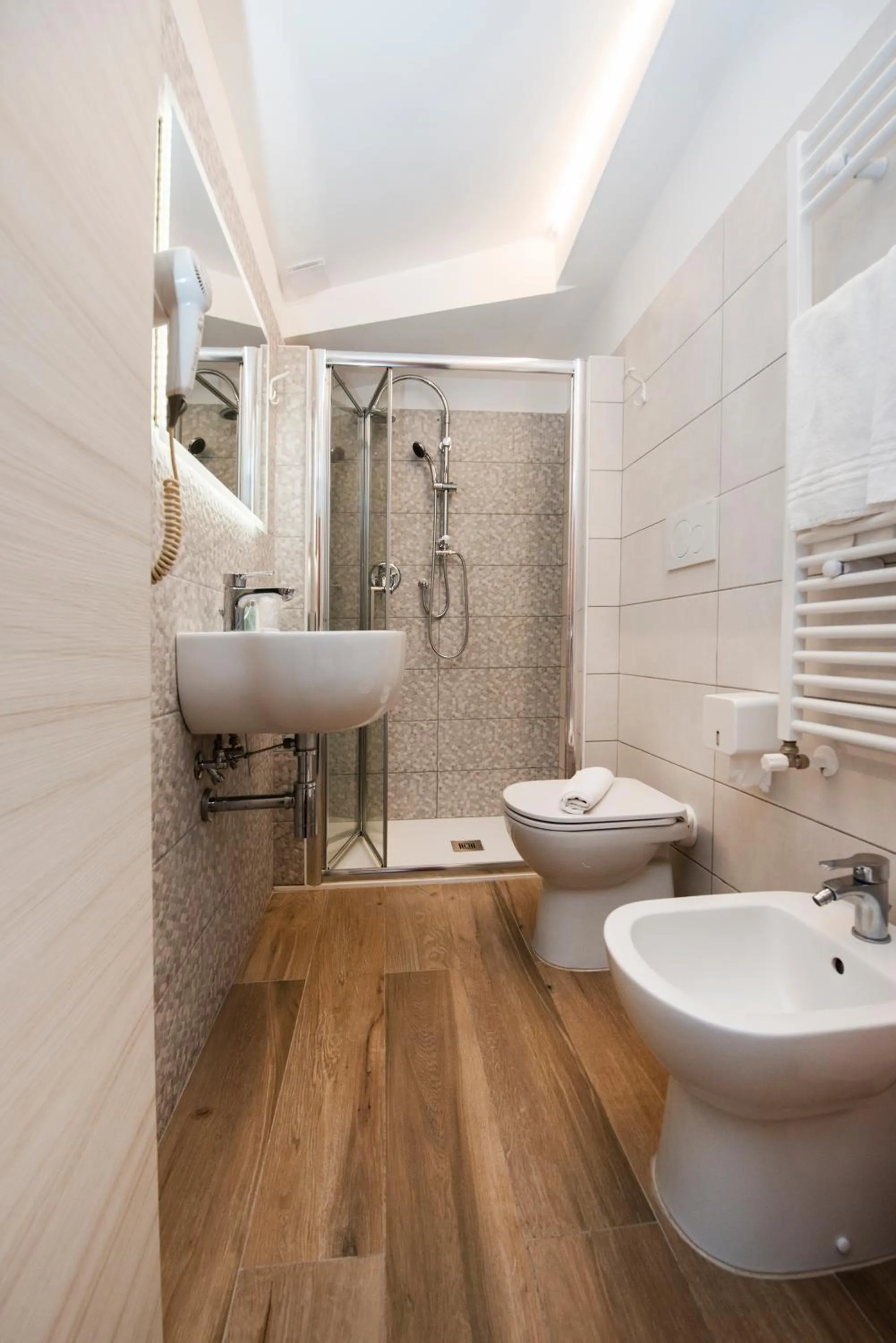 Bathroom in Gu Hotel