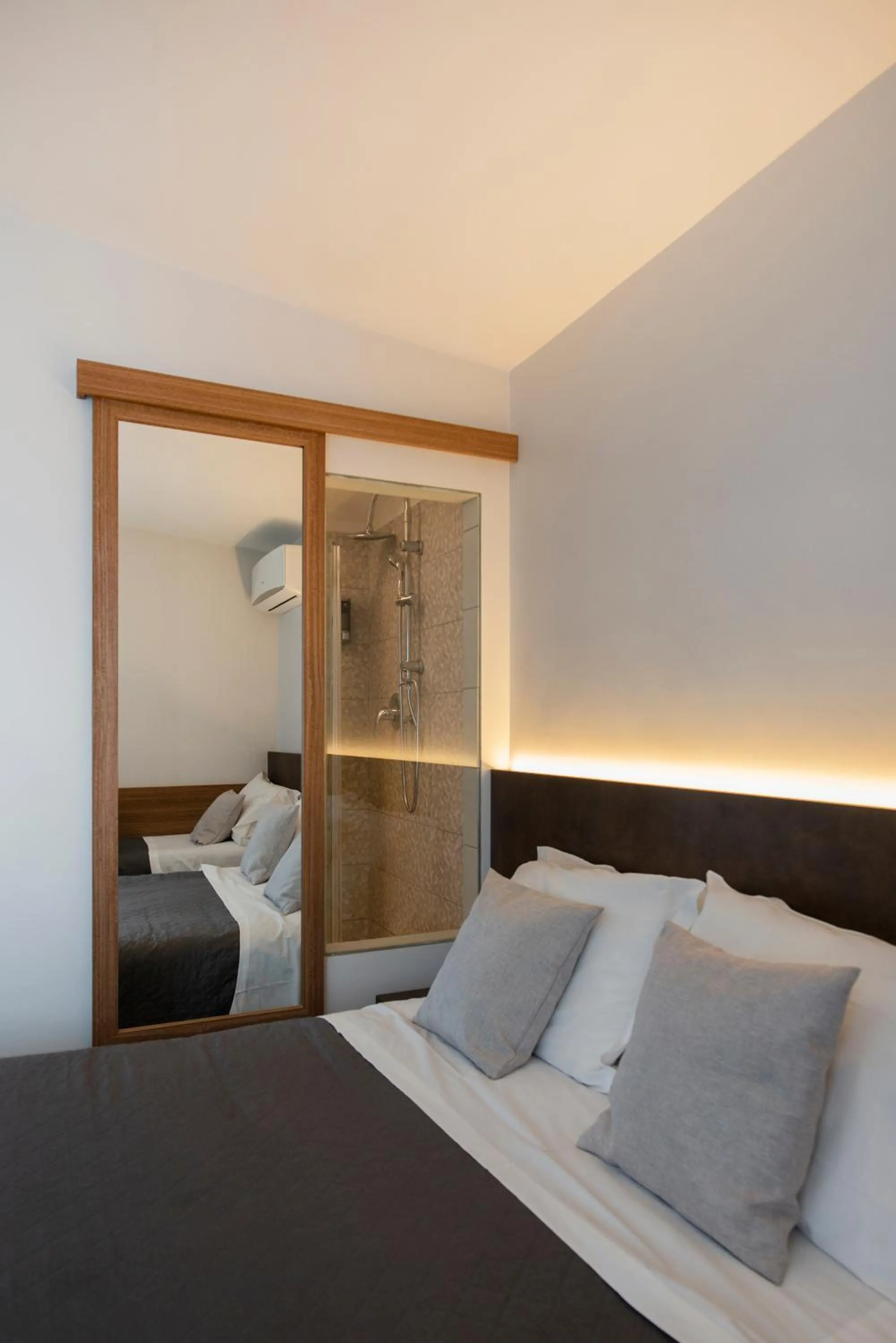 Bedroom, Bed in Gu Hotel