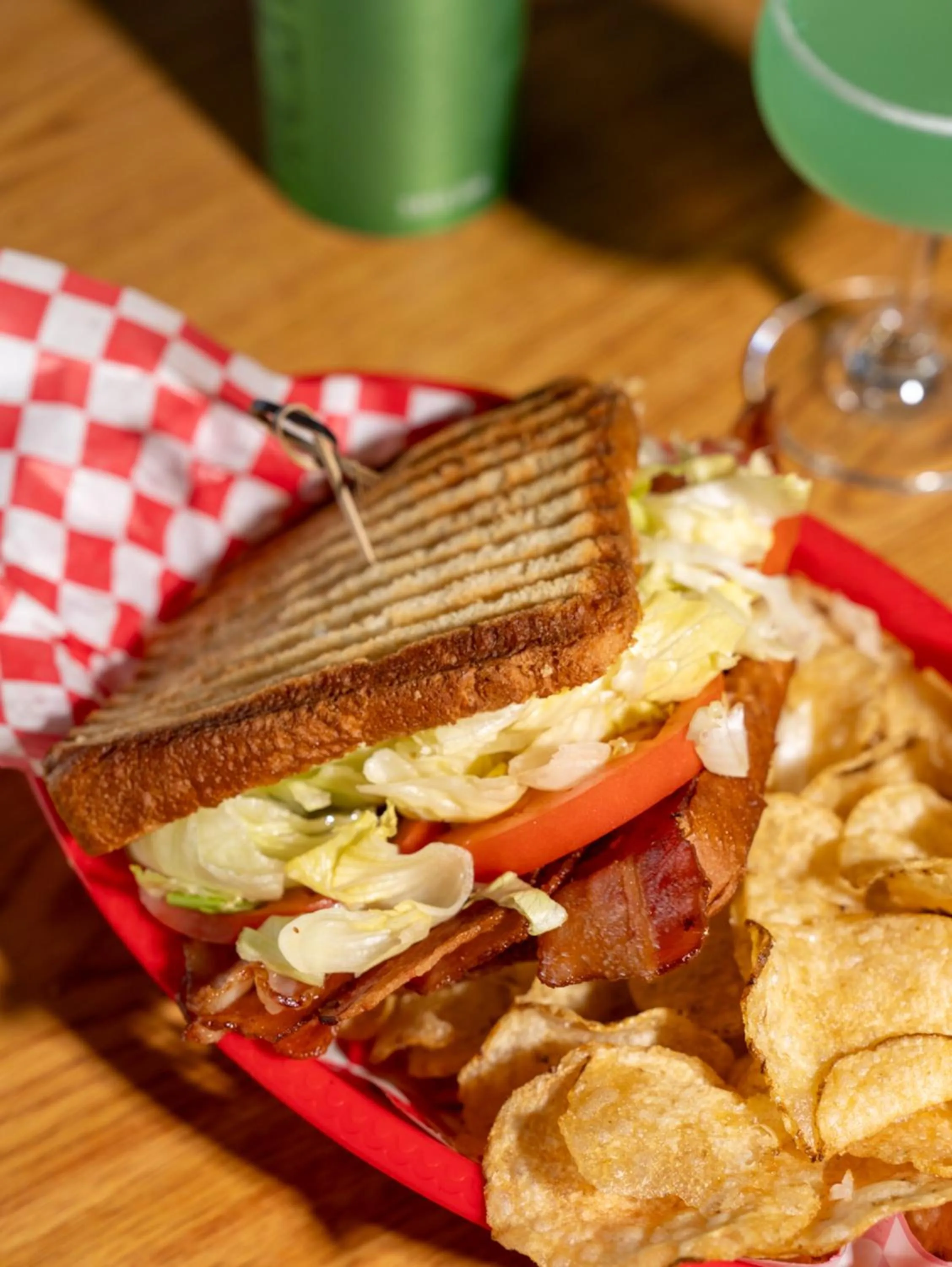 Food and drinks in Graduate by Hilton Columbus