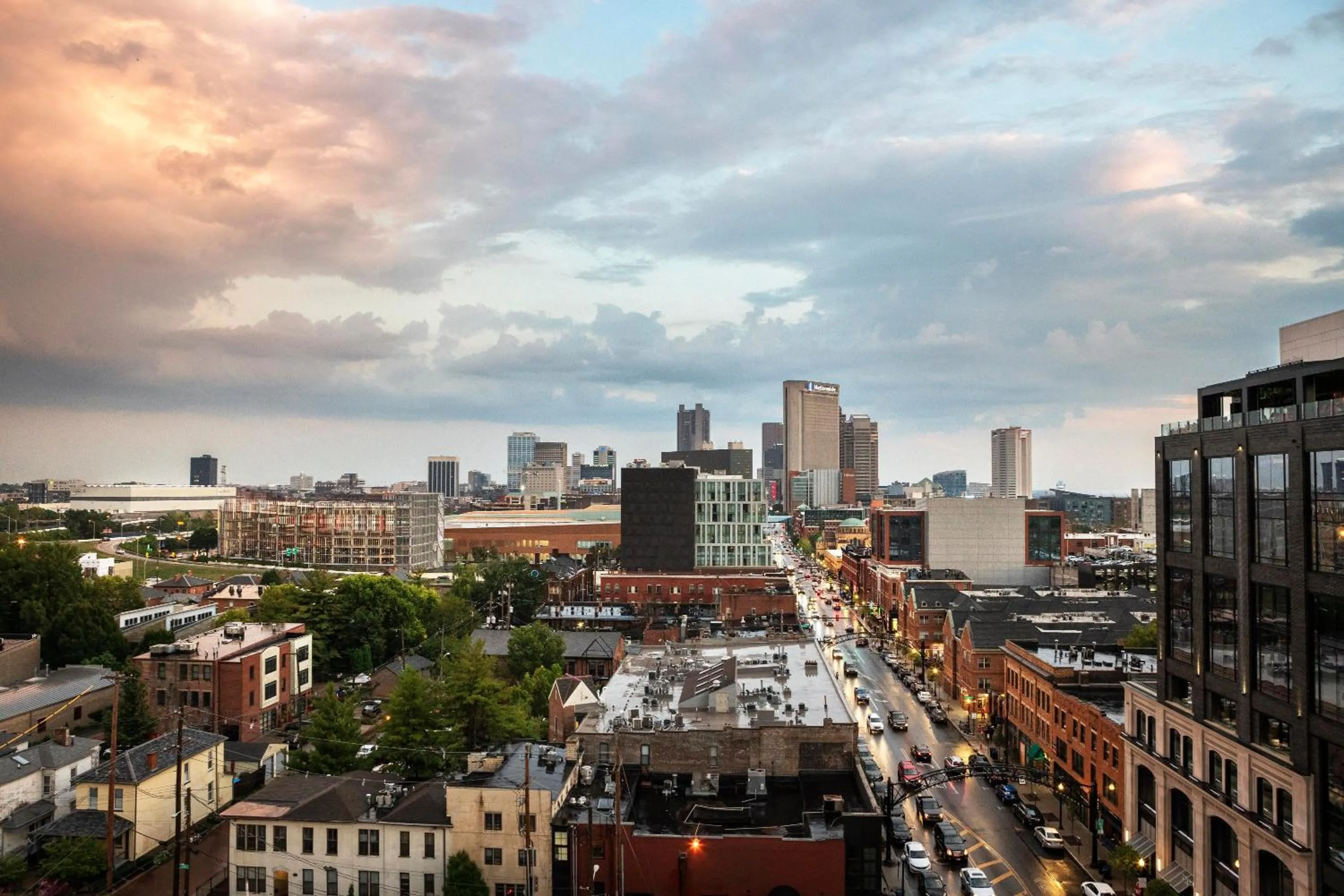 City view in Graduate by Hilton Columbus