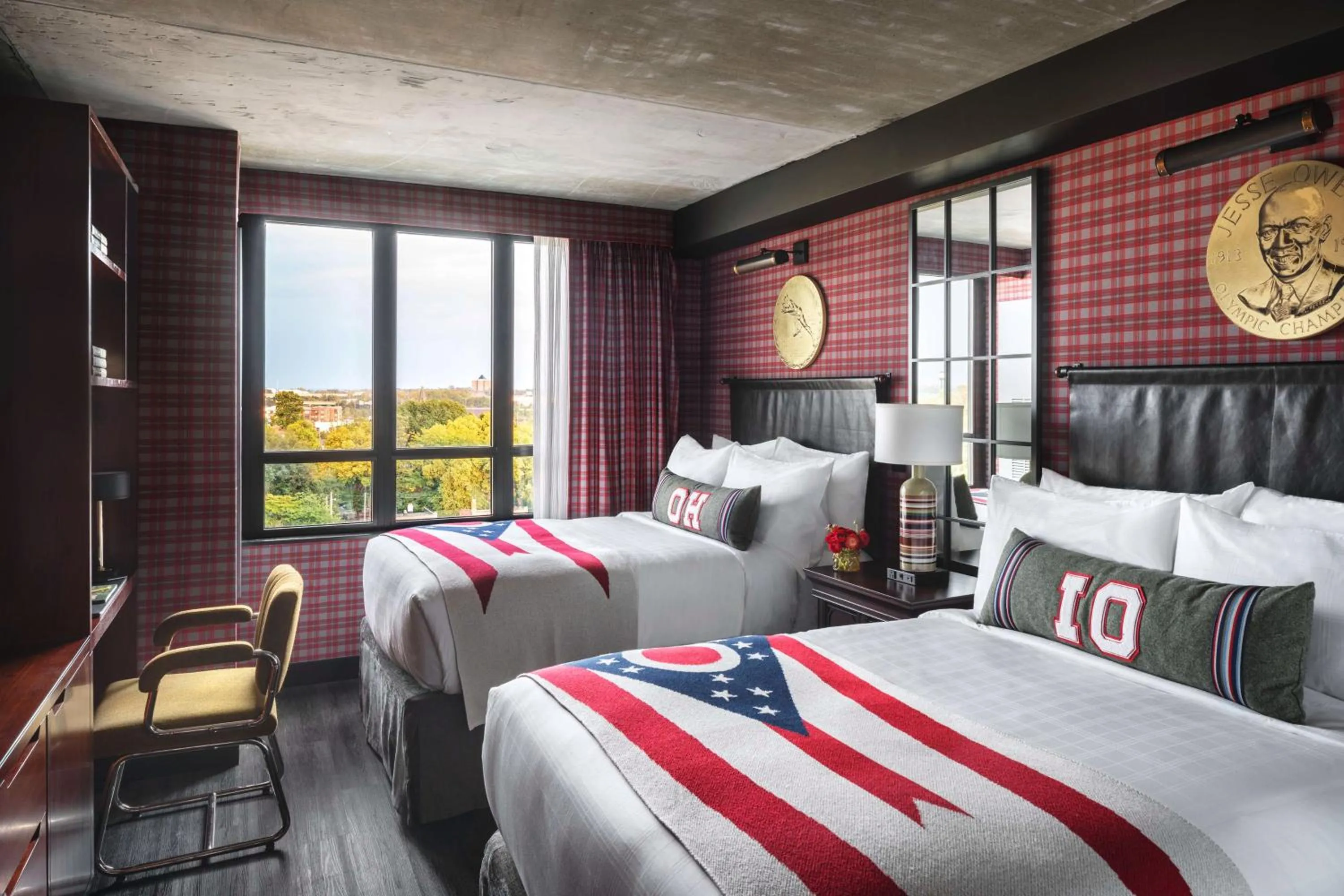 Bed in Graduate by Hilton Columbus