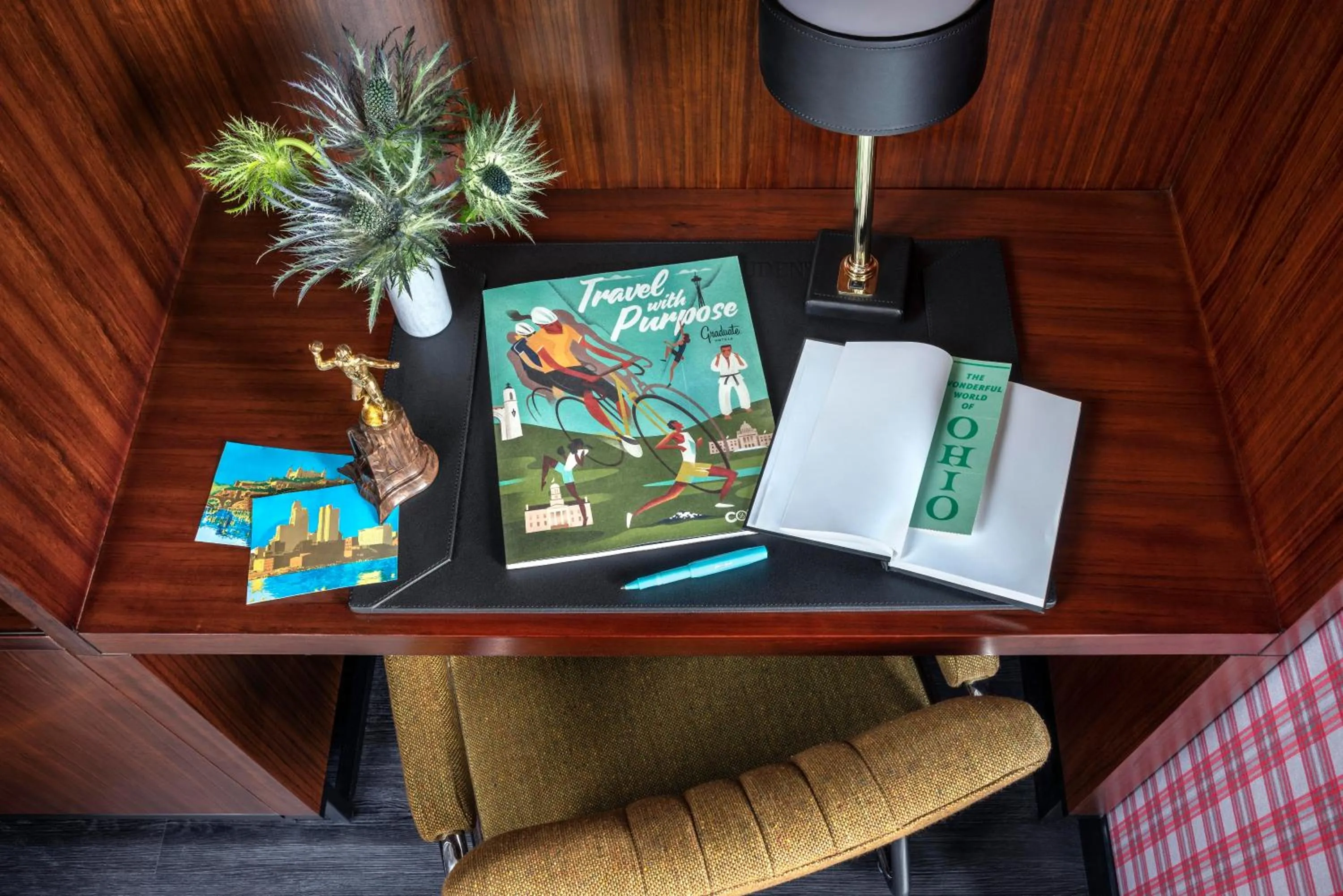 Seating area in Graduate by Hilton Columbus