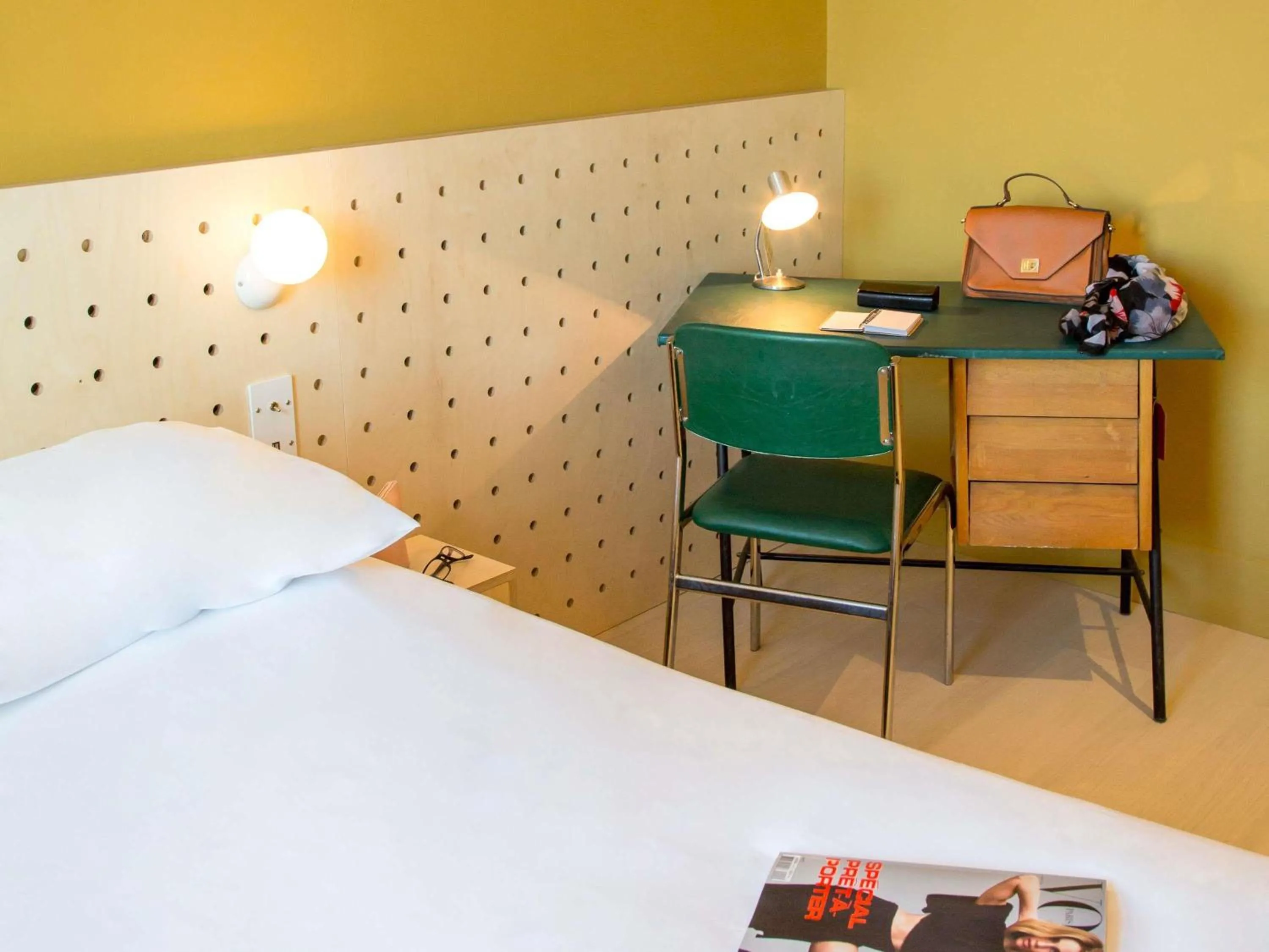 Property building, Bed in greet Marseille Centre Saint Charles