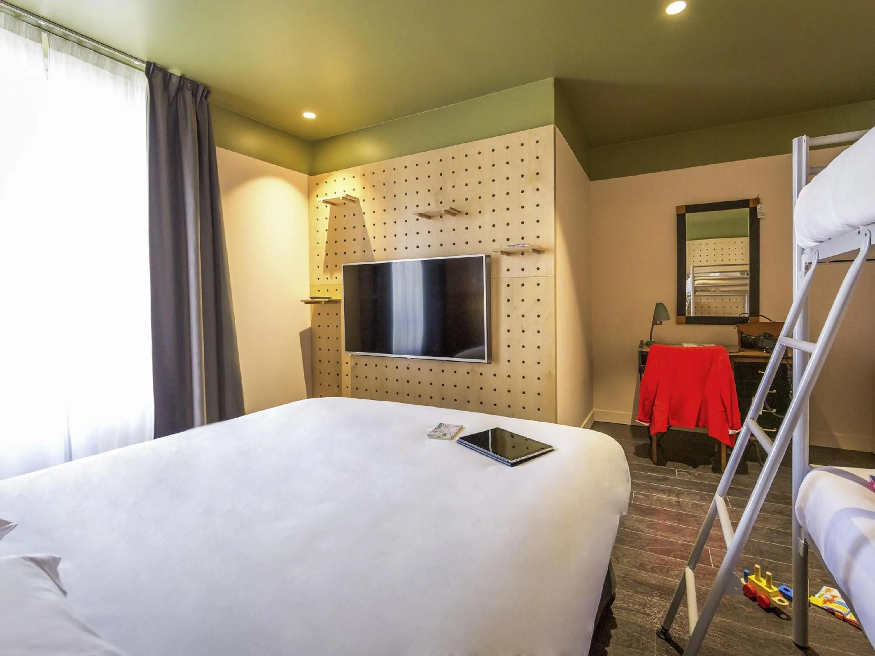 Bedroom, Bed in greet Marseille Centre Saint Charles