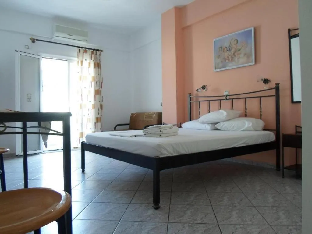 Bed in Costareli