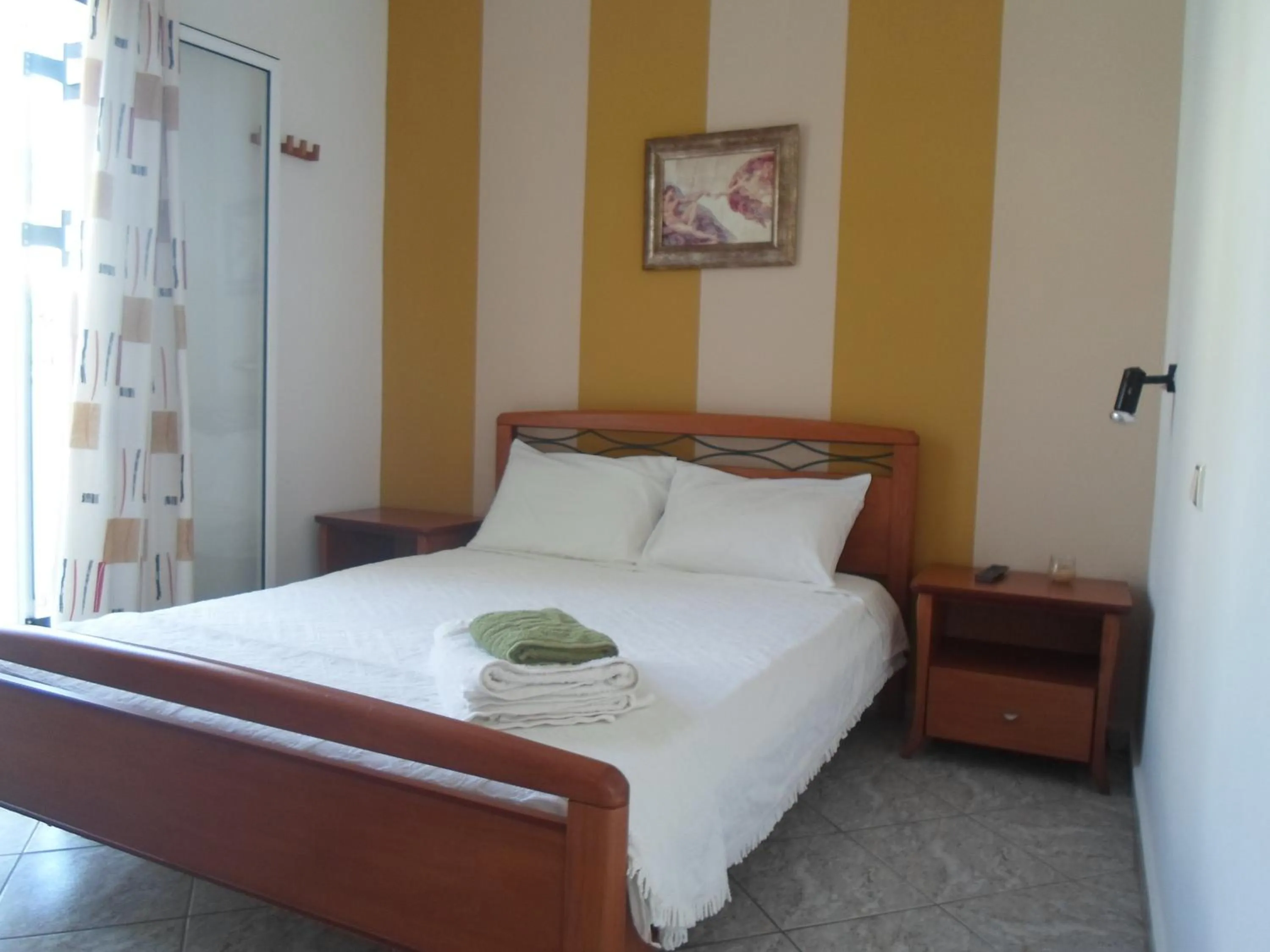 Bedroom, Bed in Costareli