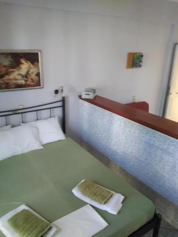 Bed in Costareli